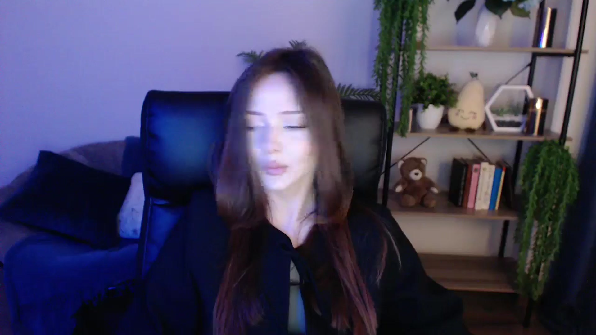 Gallery image thumbnail from KateManelli's myfreecams stream on, 02/01/2025, 09:50 image 16 of 20