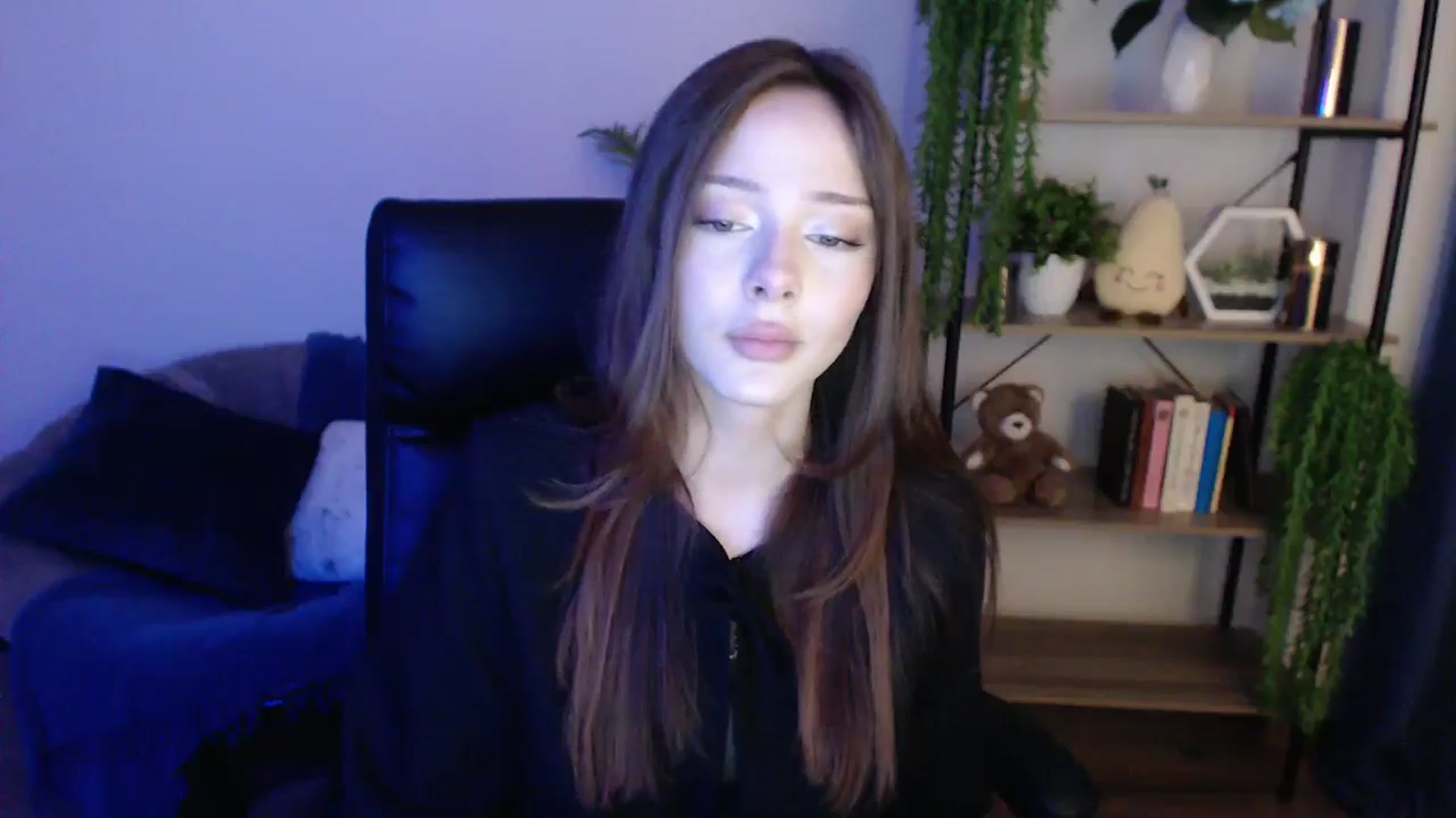 Gallery image thumbnail from KateManelli's myfreecams stream on, 02/01/2025, 10:53 image 9 of 20