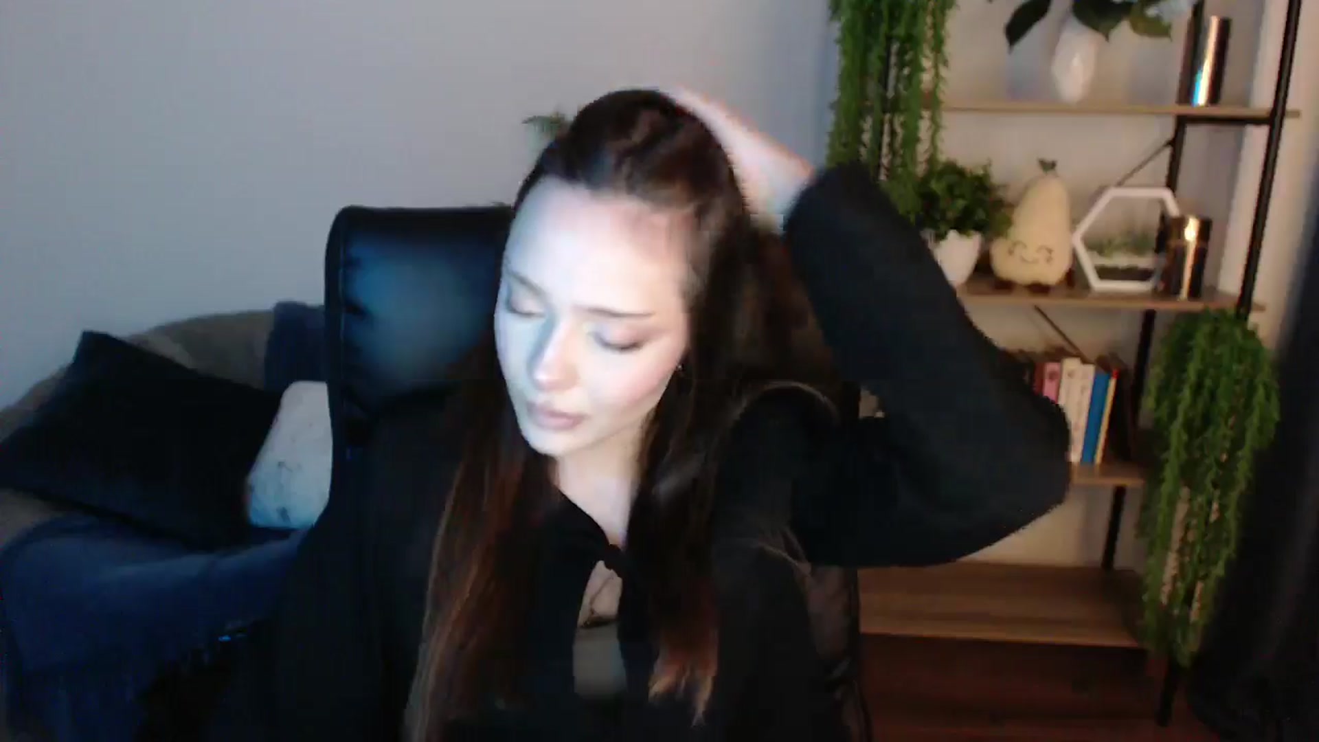 Gallery image thumbnail from KateManelli's myfreecams stream on, 02/01/2025, 12:30 image 15 of 20