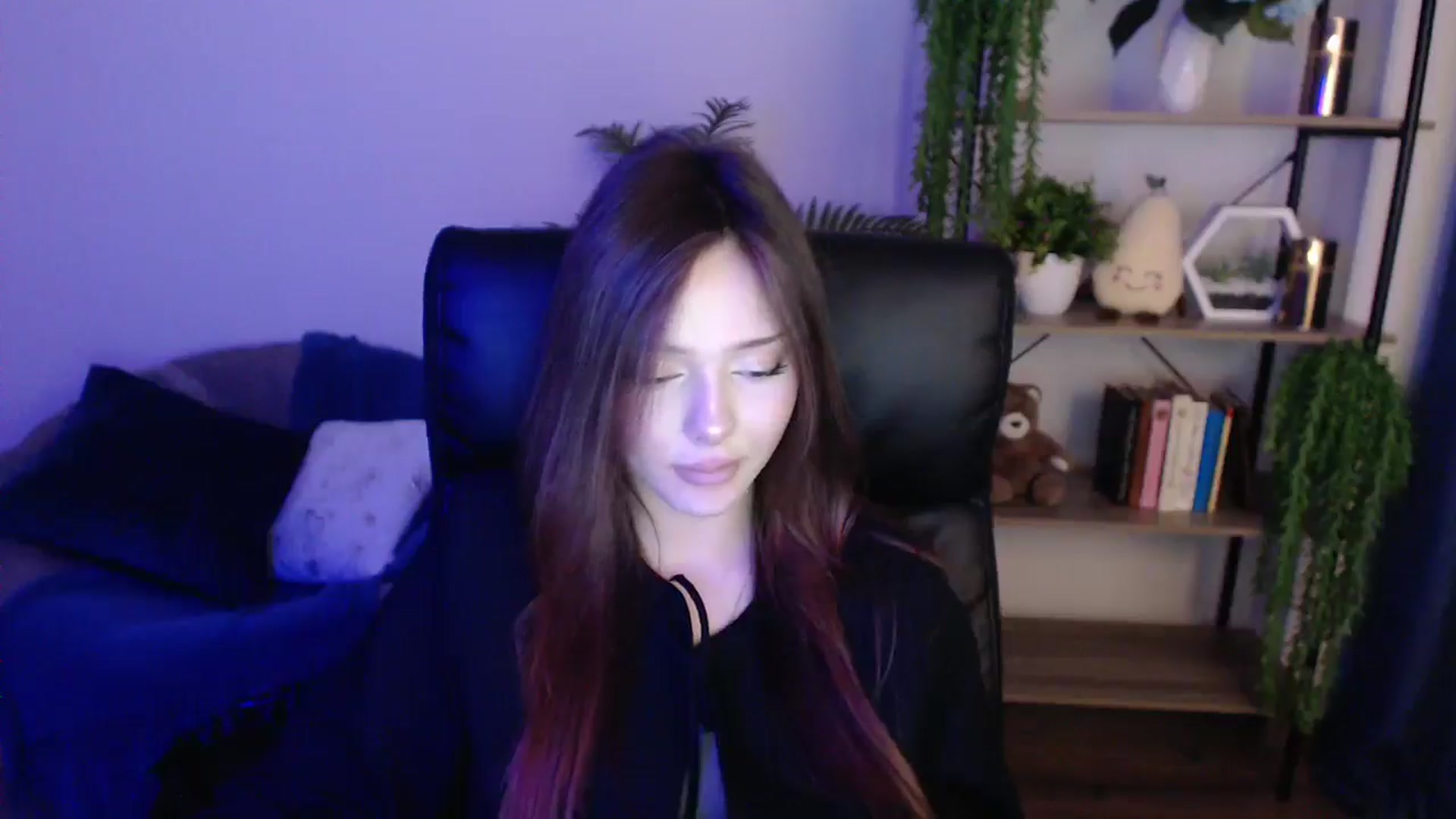 Gallery image thumbnail from KateManelli's myfreecams stream on, 02/01/2025, 13:39 image 19 of 20