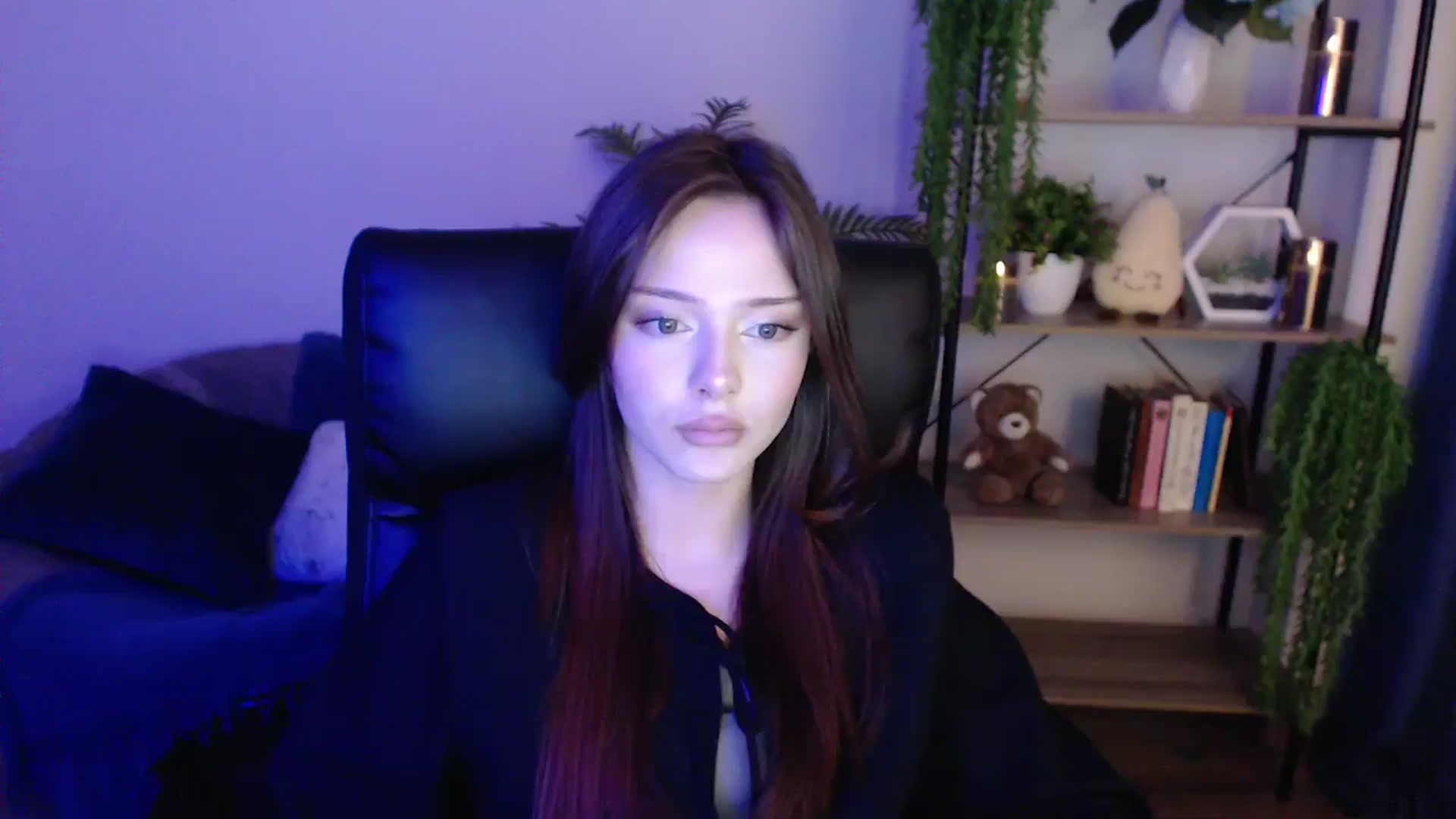 Gallery image thumbnail from KateManelli's myfreecams stream on, 02/01/2025, 13:39 image 2 of 20