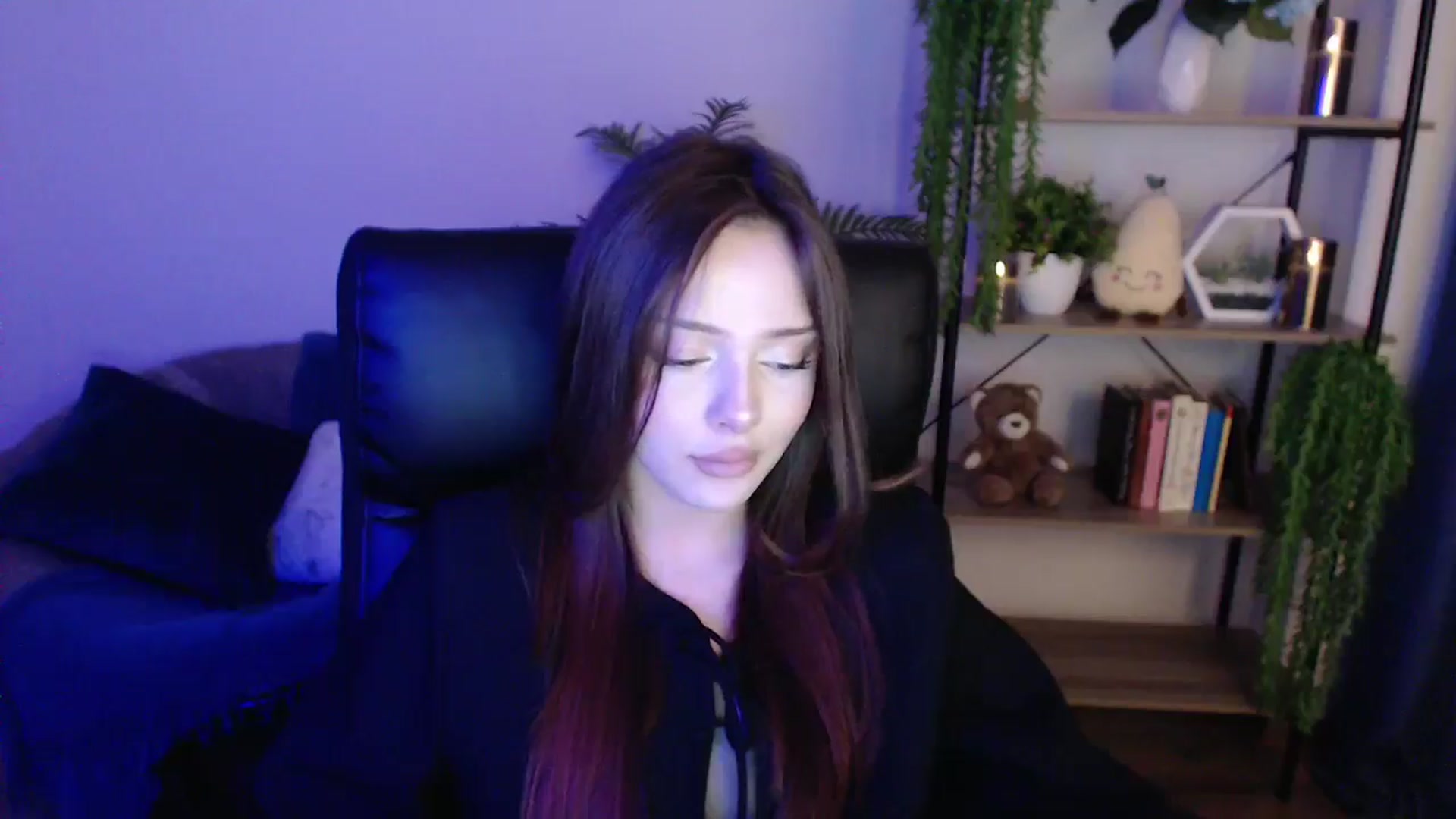 Gallery image thumbnail from KateManelli's myfreecams stream on, 02/01/2025, 13:39 image 3 of 20