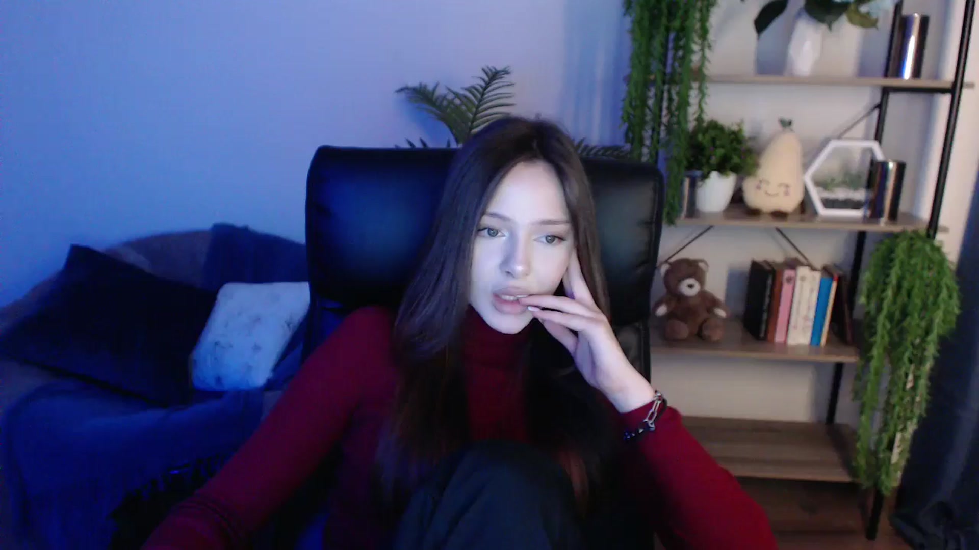 Gallery image thumbnail from KateManelli's myfreecams stream on, 02/03/2025, 11:26 image 16 of 20