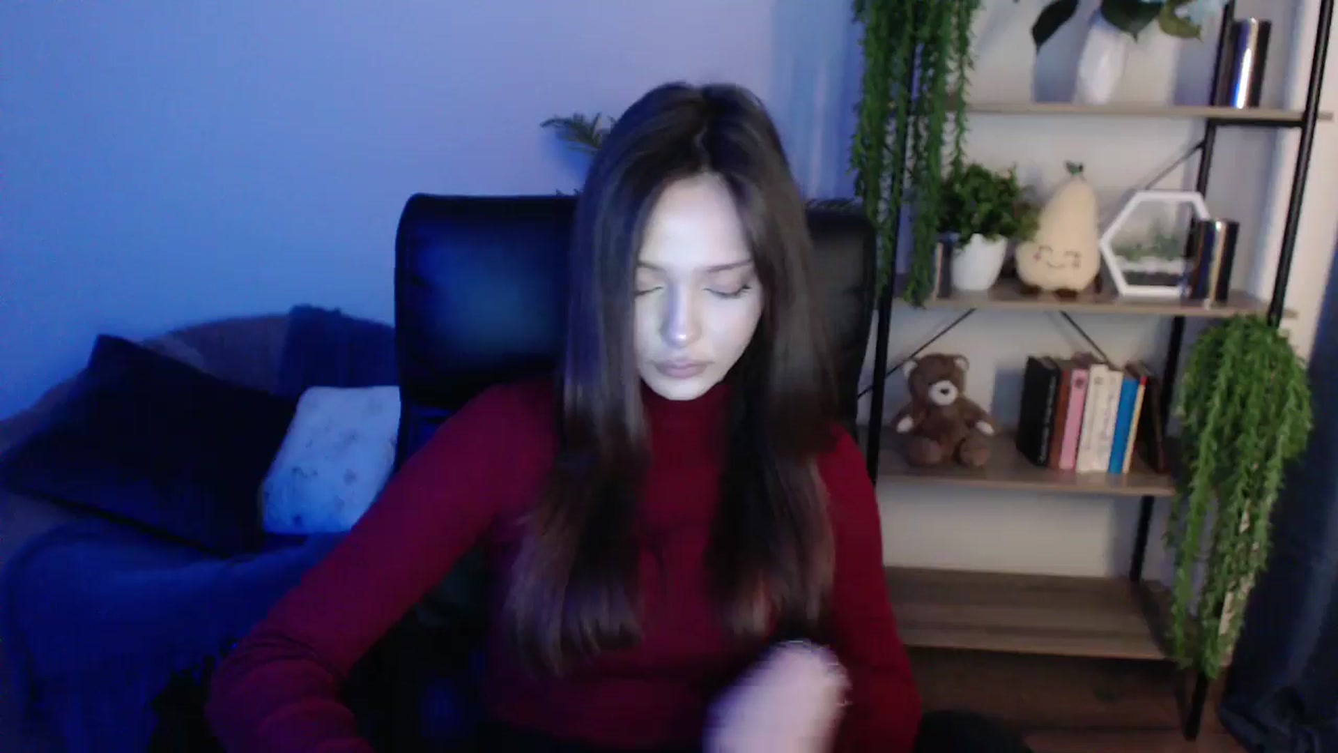 Gallery image thumbnail from KateManelli's myfreecams stream on, 02/03/2025, 14:04 image 9 of 20