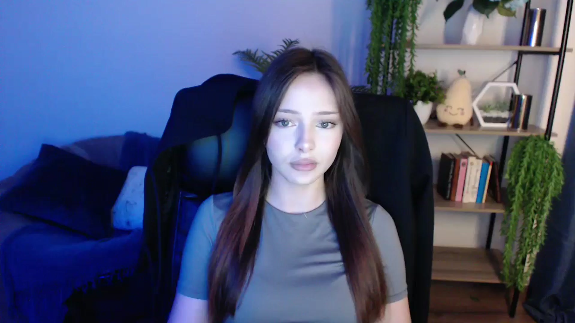 Gallery image thumbnail from KateManelli's myfreecams stream on, 02/04/2025, 09:41 image 5 of 20