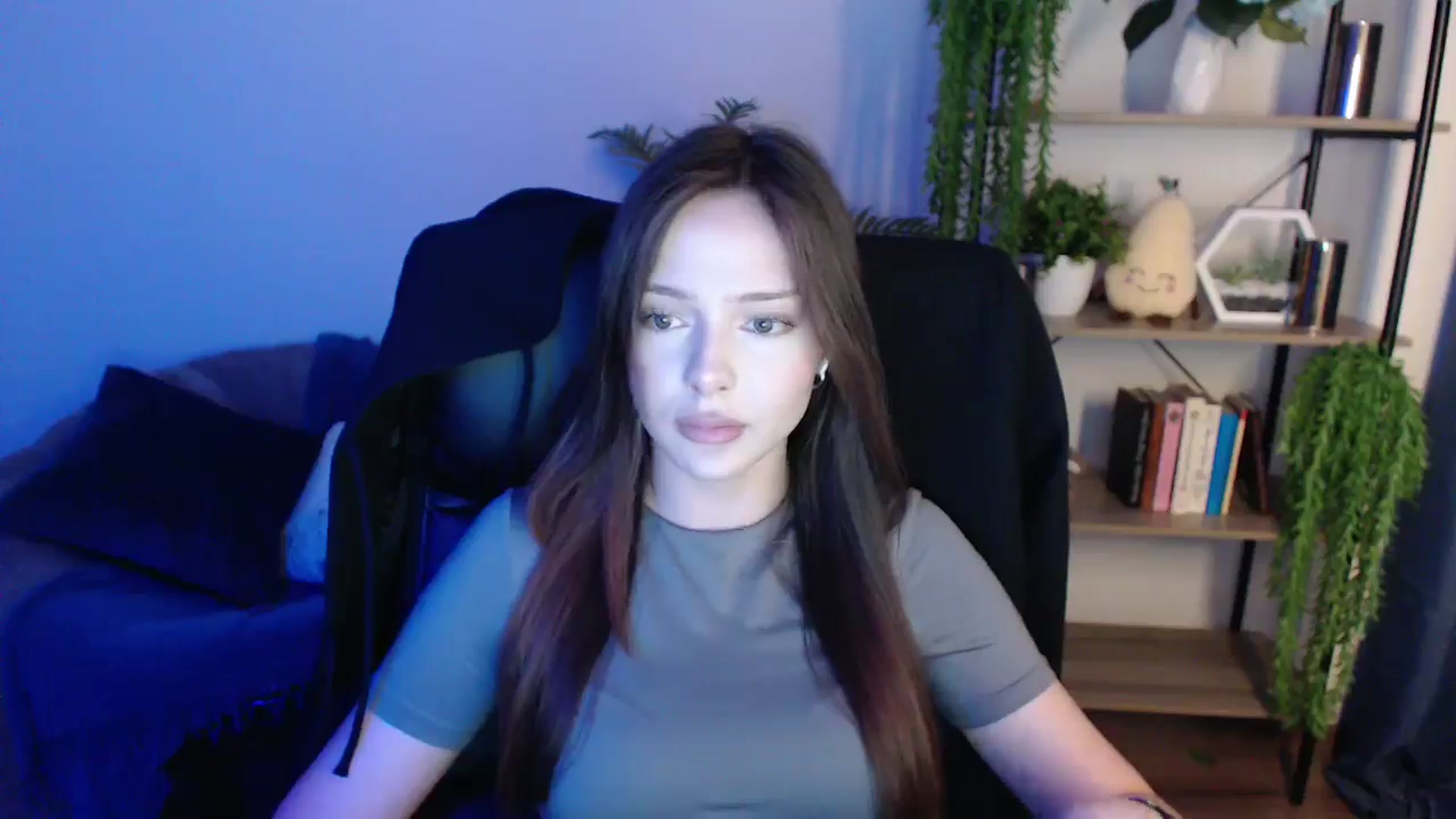 Gallery image thumbnail from KateManelli's myfreecams stream on, 02/04/2025, 09:41 image 10 of 20