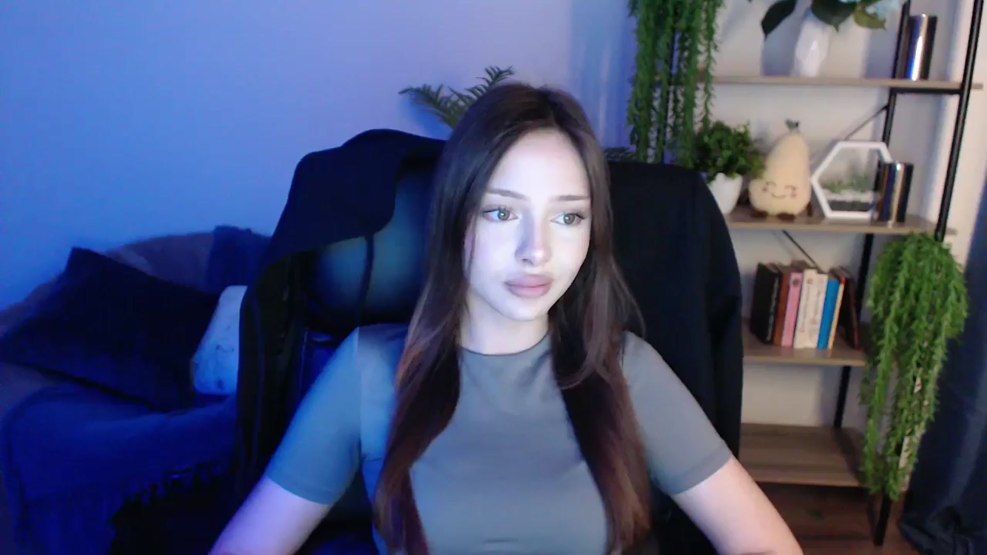 Gallery image thumbnail from KateManelli's myfreecams stream on, 02/04/2025, 09:41 image 13 of 20