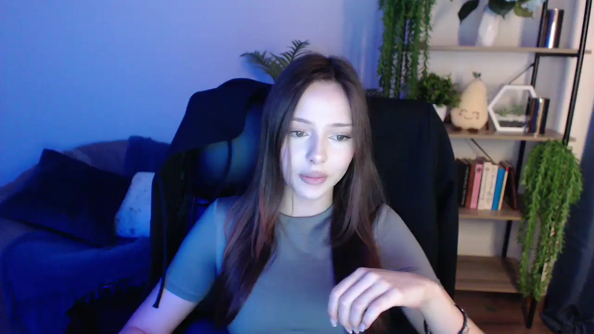 Gallery image thumbnail from KateManelli's myfreecams stream on, 02/04/2025, 09:41 image 17 of 20