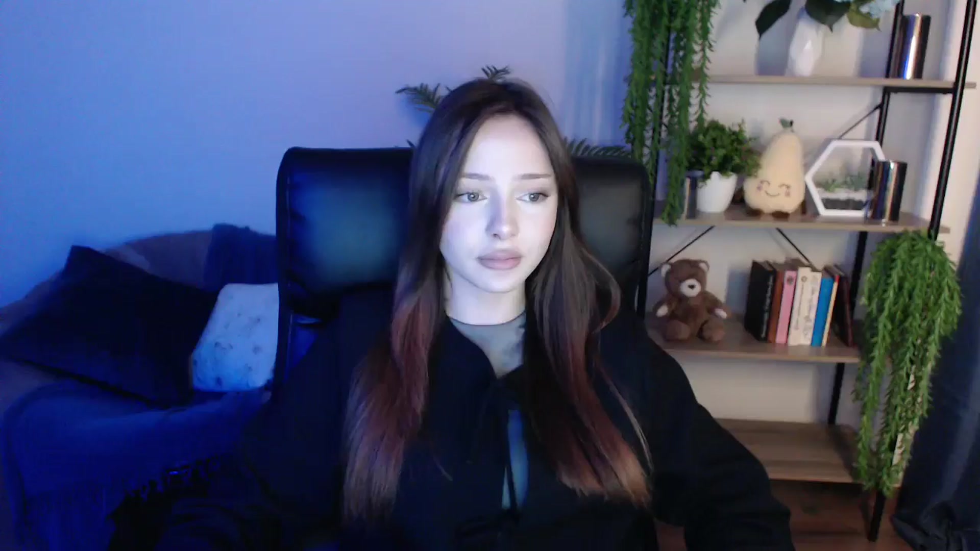 Gallery image thumbnail from KateManelli's myfreecams stream on, 02/04/2025, 09:41 image 1 of 20
