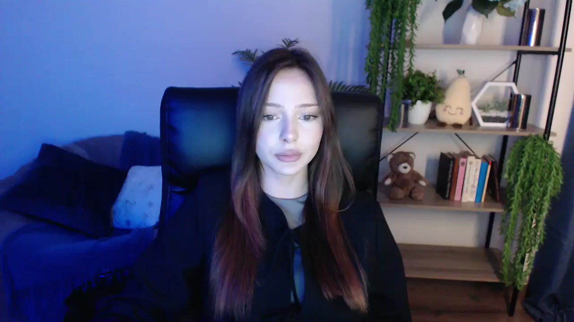 Gallery image thumbnail from KateManelli's myfreecams stream on, 02/04/2025, 09:41 image 2 of 20