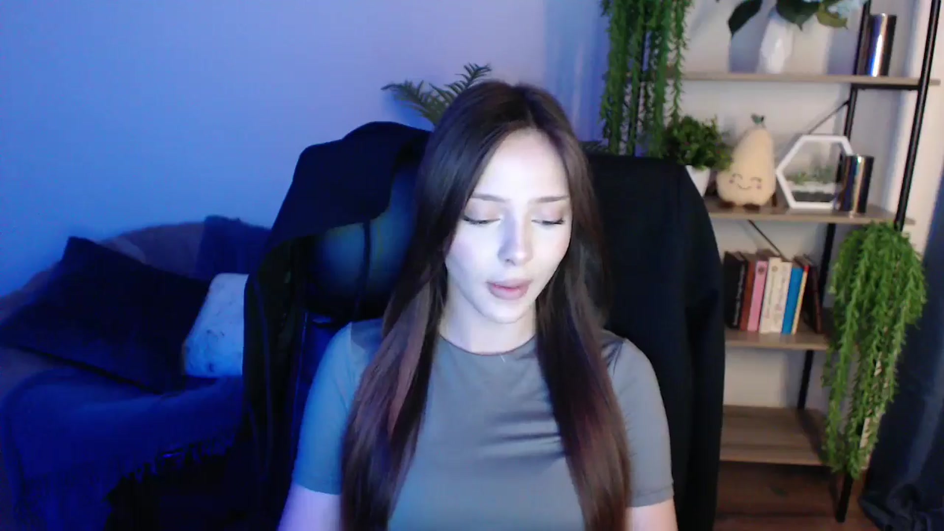 Gallery image thumbnail from KateManelli's myfreecams stream on, 02/04/2025, 09:41 image 6 of 20