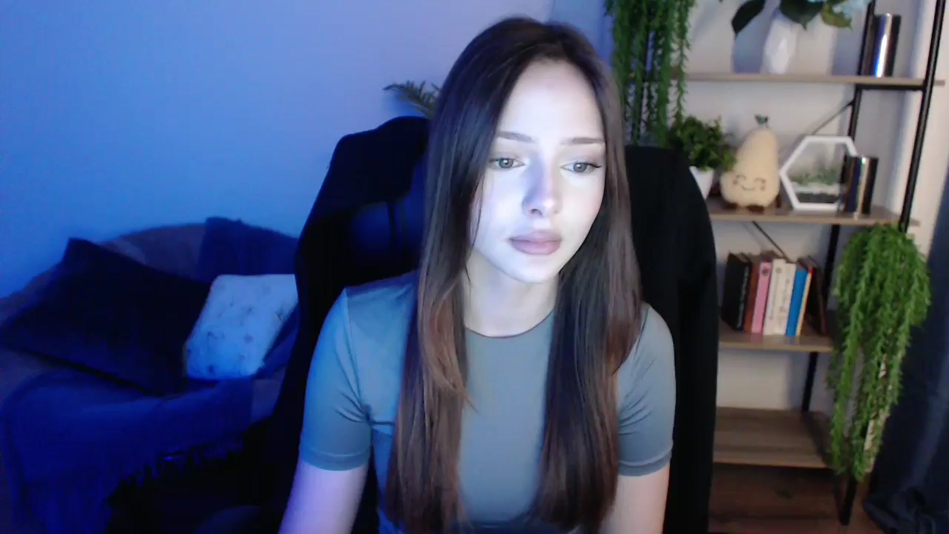 Gallery image thumbnail from KateManelli's myfreecams stream on, 02/04/2025, 10:22 image 3 of 20