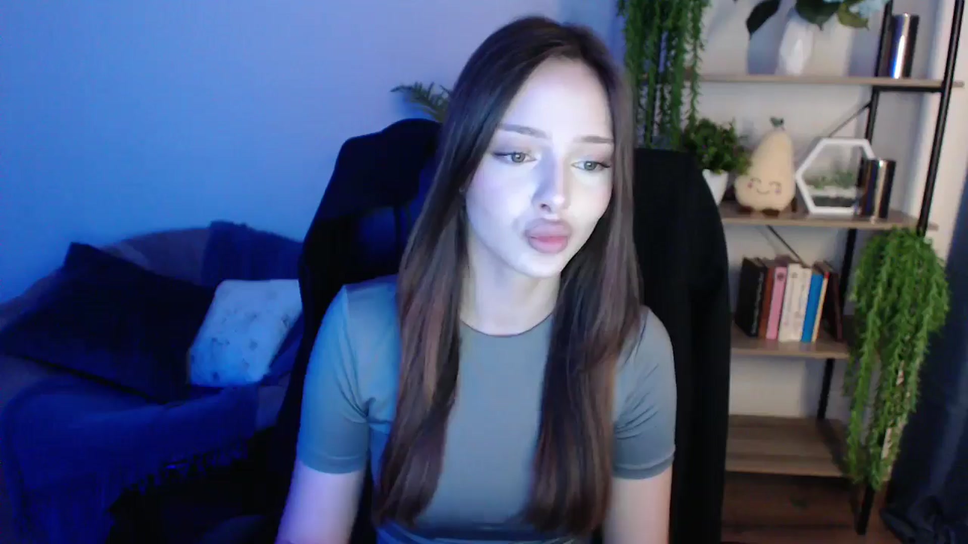 Gallery image thumbnail from KateManelli's myfreecams stream on, 02/04/2025, 10:22 image 4 of 20