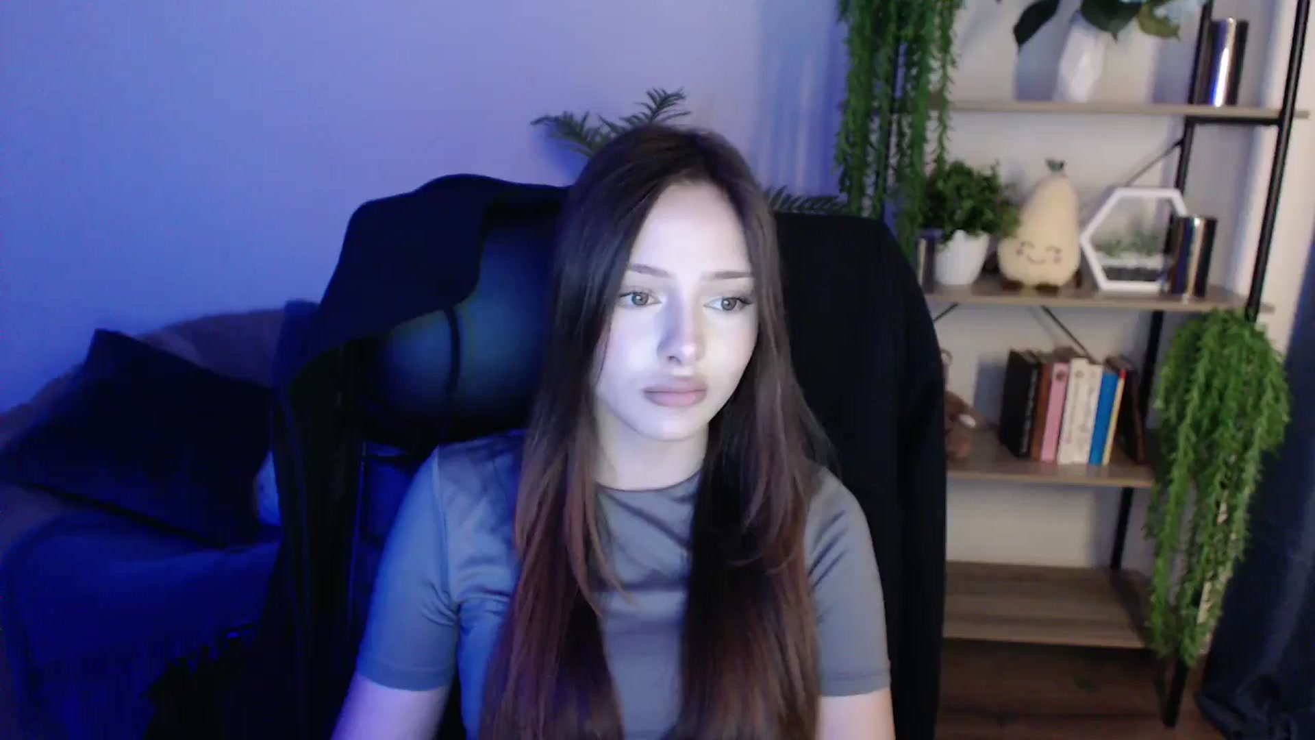 Gallery image thumbnail from KateManelli's myfreecams stream on, 02/04/2025, 10:22 image 20 of 20
