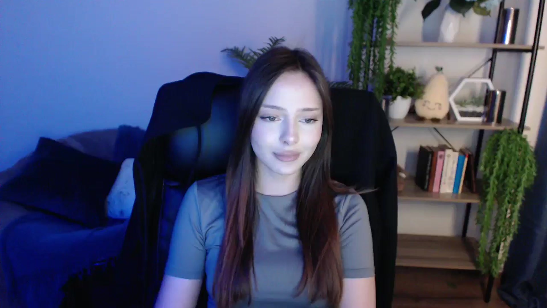 Gallery image thumbnail from KateManelli's myfreecams stream on, 02/04/2025, 10:22 image 10 of 20