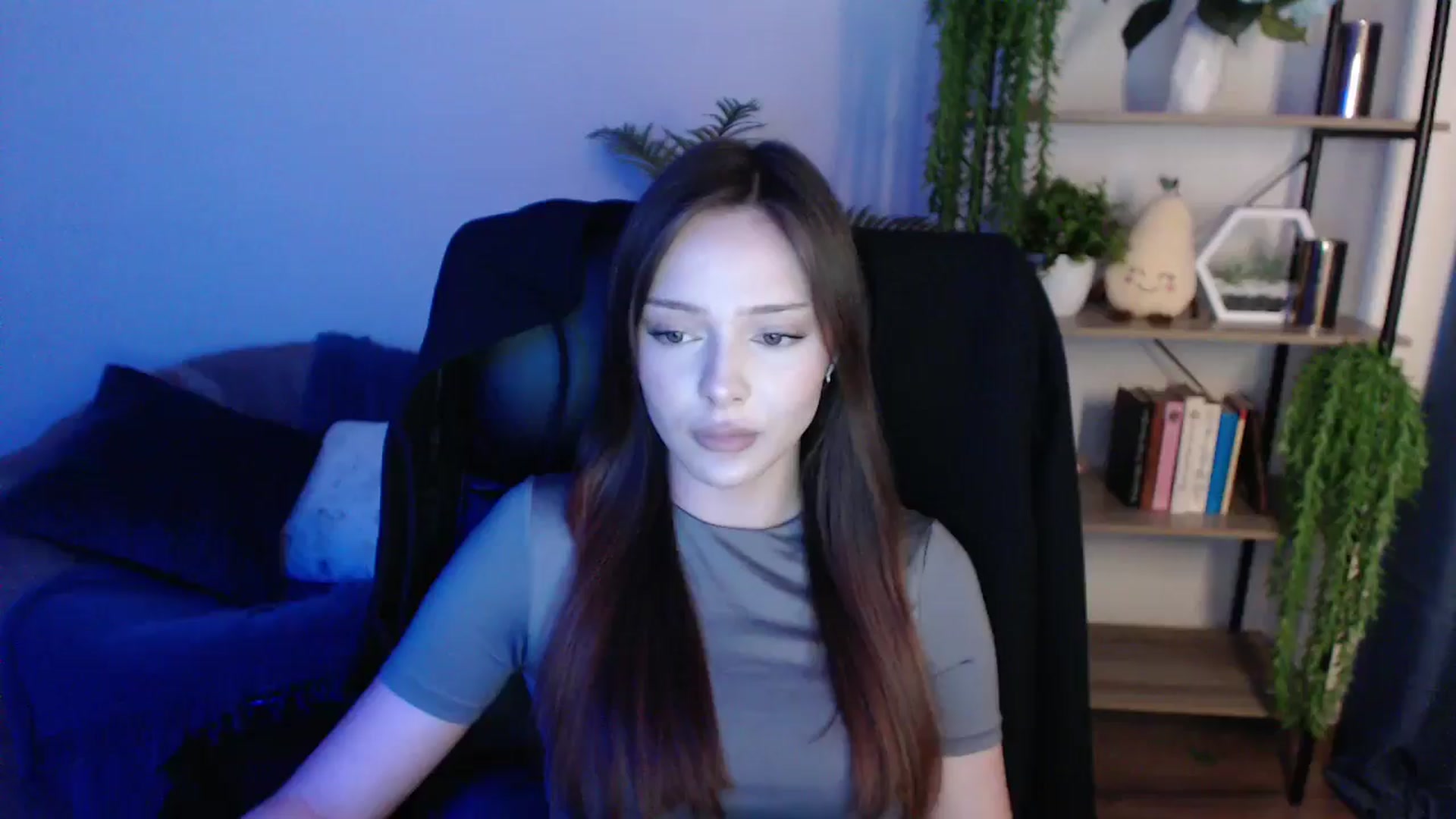 Gallery image thumbnail from KateManelli's myfreecams stream on, 02/04/2025, 11:32 image 1 of 20