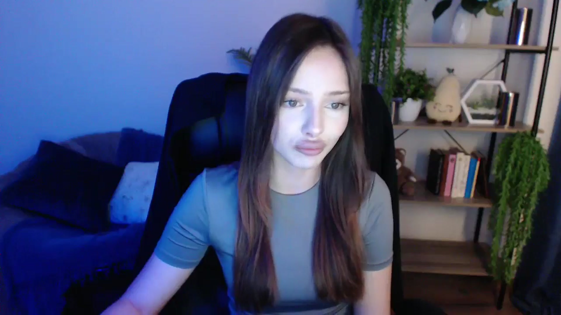 Gallery image thumbnail from KateManelli's myfreecams stream on, 02/04/2025, 11:32 image 13 of 20