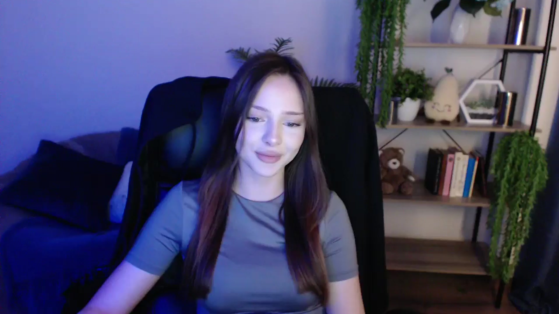 Gallery image thumbnail from KateManelli's myfreecams stream on, 02/04/2025, 11:32 image 20 of 20