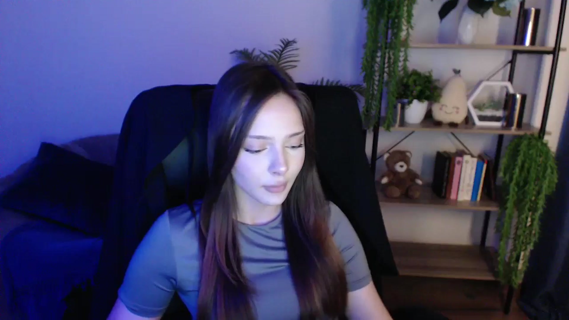 Gallery image thumbnail from KateManelli's myfreecams stream on, 02/04/2025, 13:02 image 11 of 20