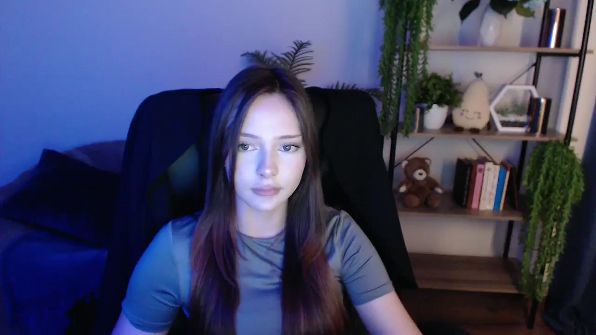 Gallery image thumbnail from KateManelli's myfreecams stream on, 02/04/2025, 13:02 image 15 of 20
