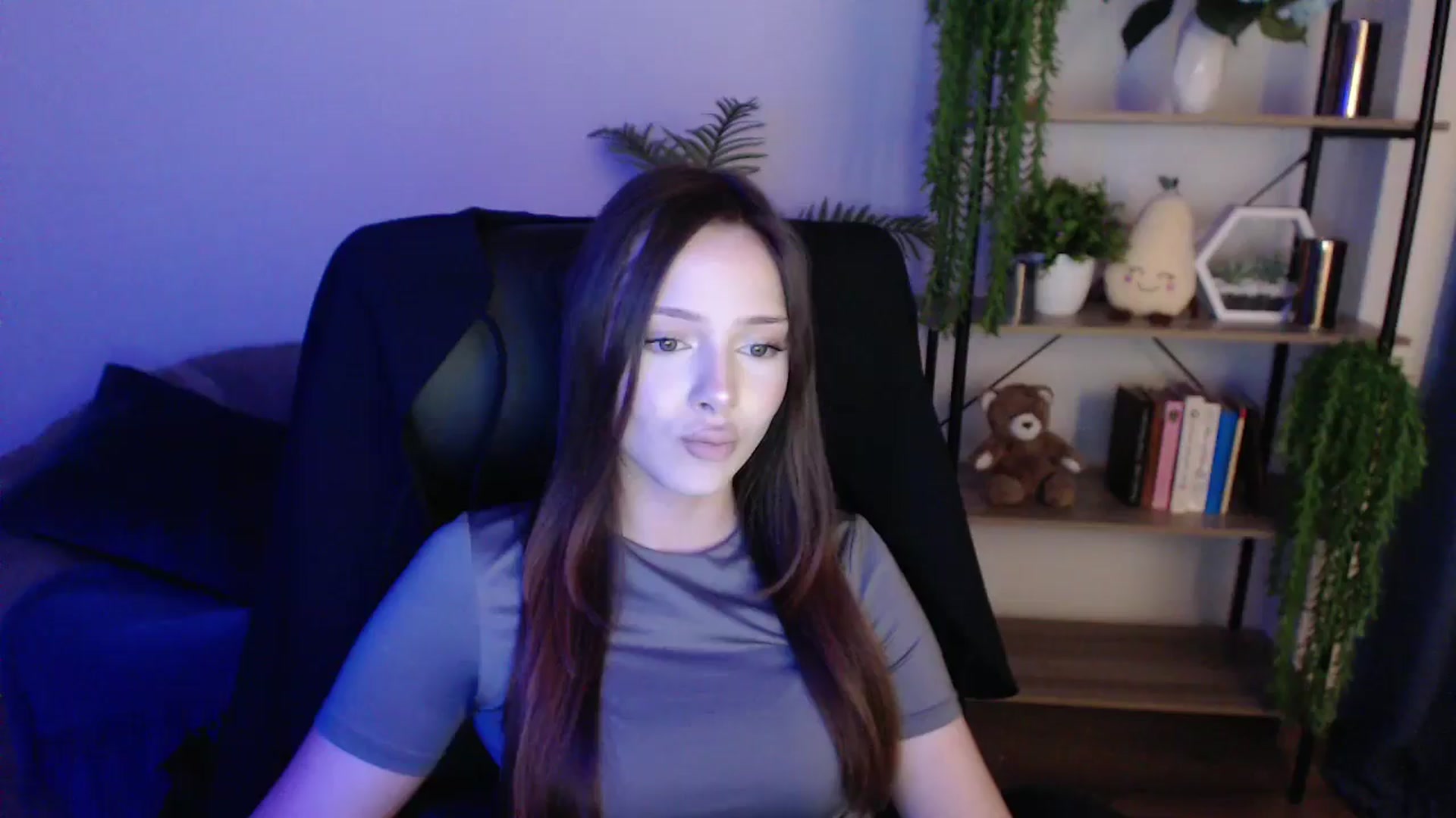 Gallery image thumbnail from KateManelli's myfreecams stream on, 02/04/2025, 13:58 image 20 of 20