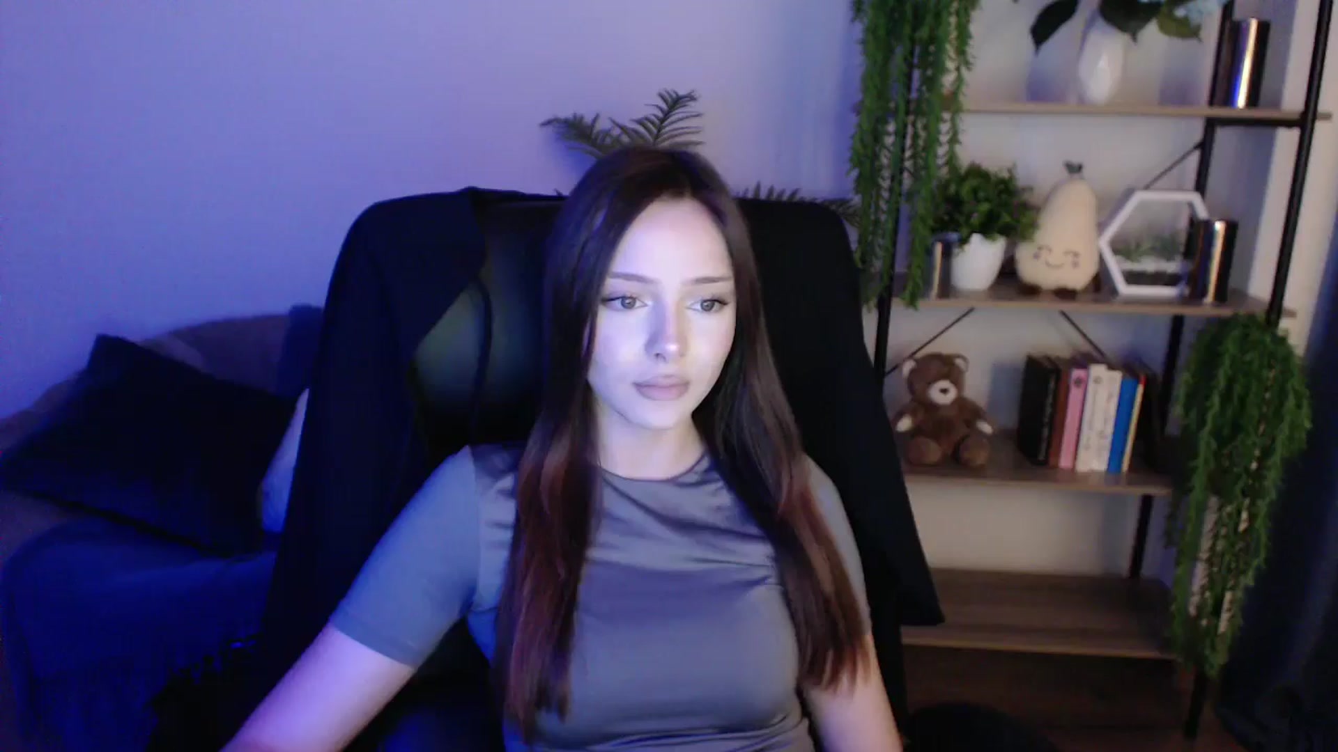 Gallery image thumbnail from KateManelli's myfreecams stream on, 02/04/2025, 13:58 image 18 of 20