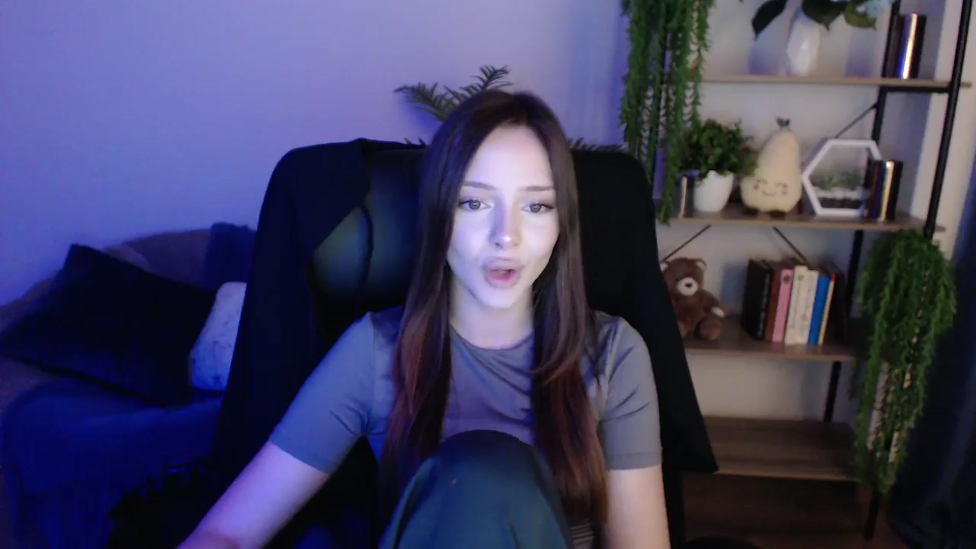 Gallery image thumbnail from KateManelli's myfreecams stream on, 02/04/2025, 13:58 image 7 of 20