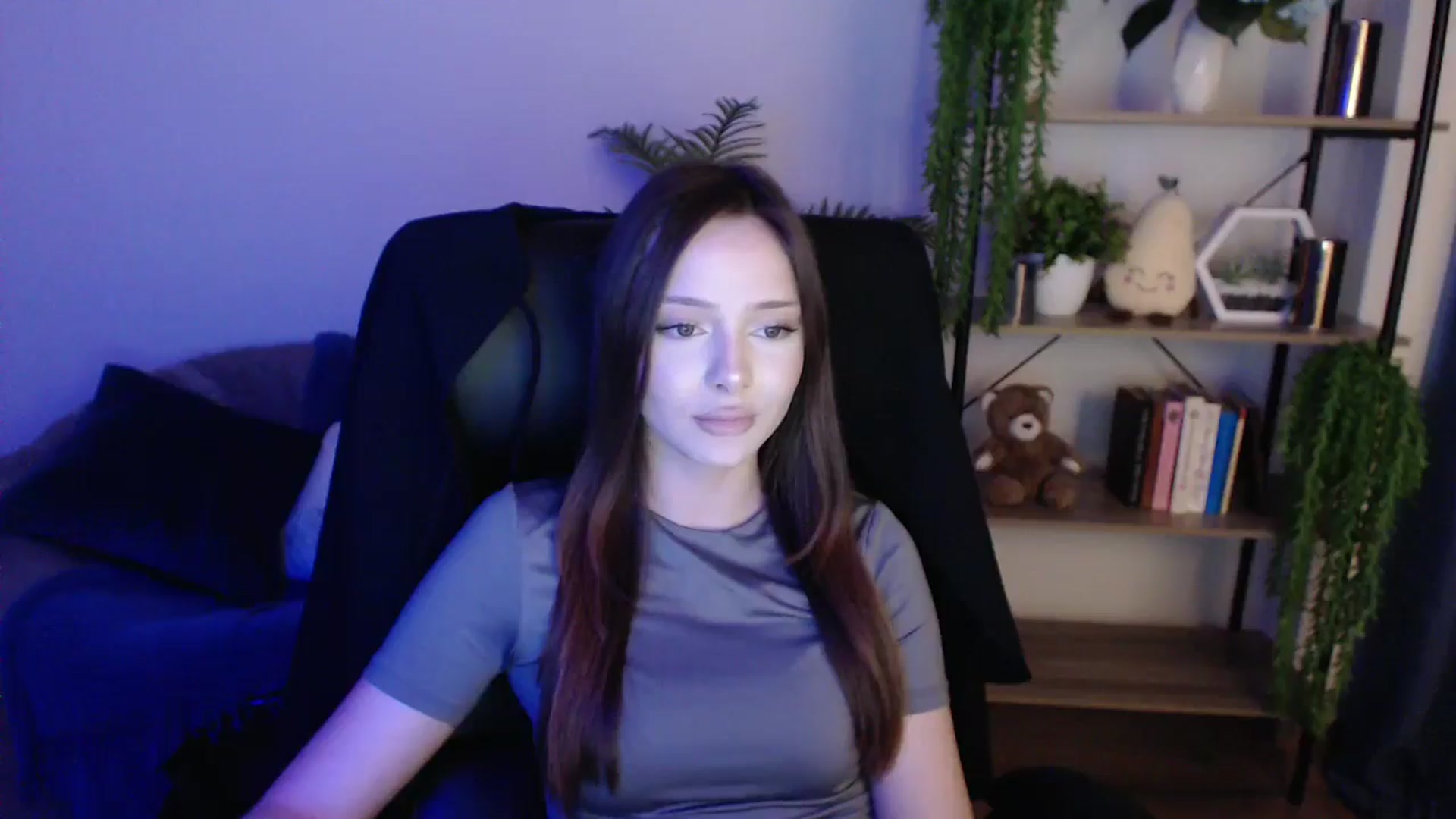 Gallery image thumbnail from KateManelli's myfreecams stream on, 02/04/2025, 13:58 image 19 of 20