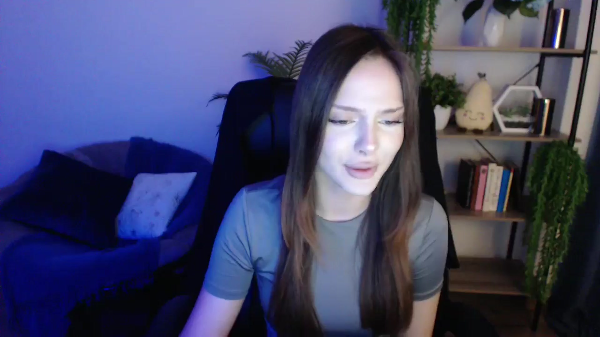 Gallery image thumbnail from KateManelli's myfreecams stream on, 02/04/2025, 14:39 image 6 of 20
