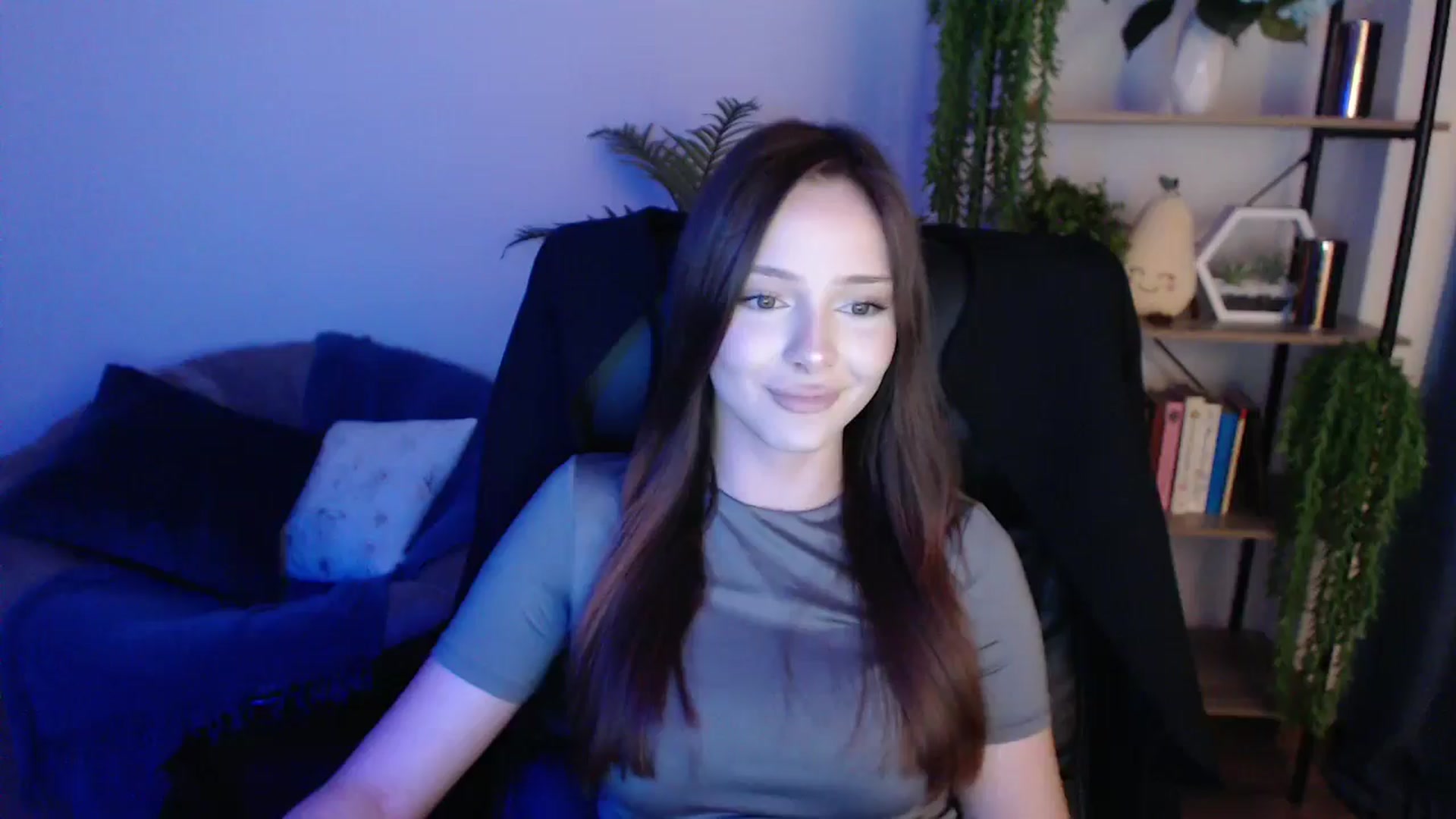 Gallery image thumbnail from KateManelli's myfreecams stream on, 02/04/2025, 14:39 image 1 of 20
