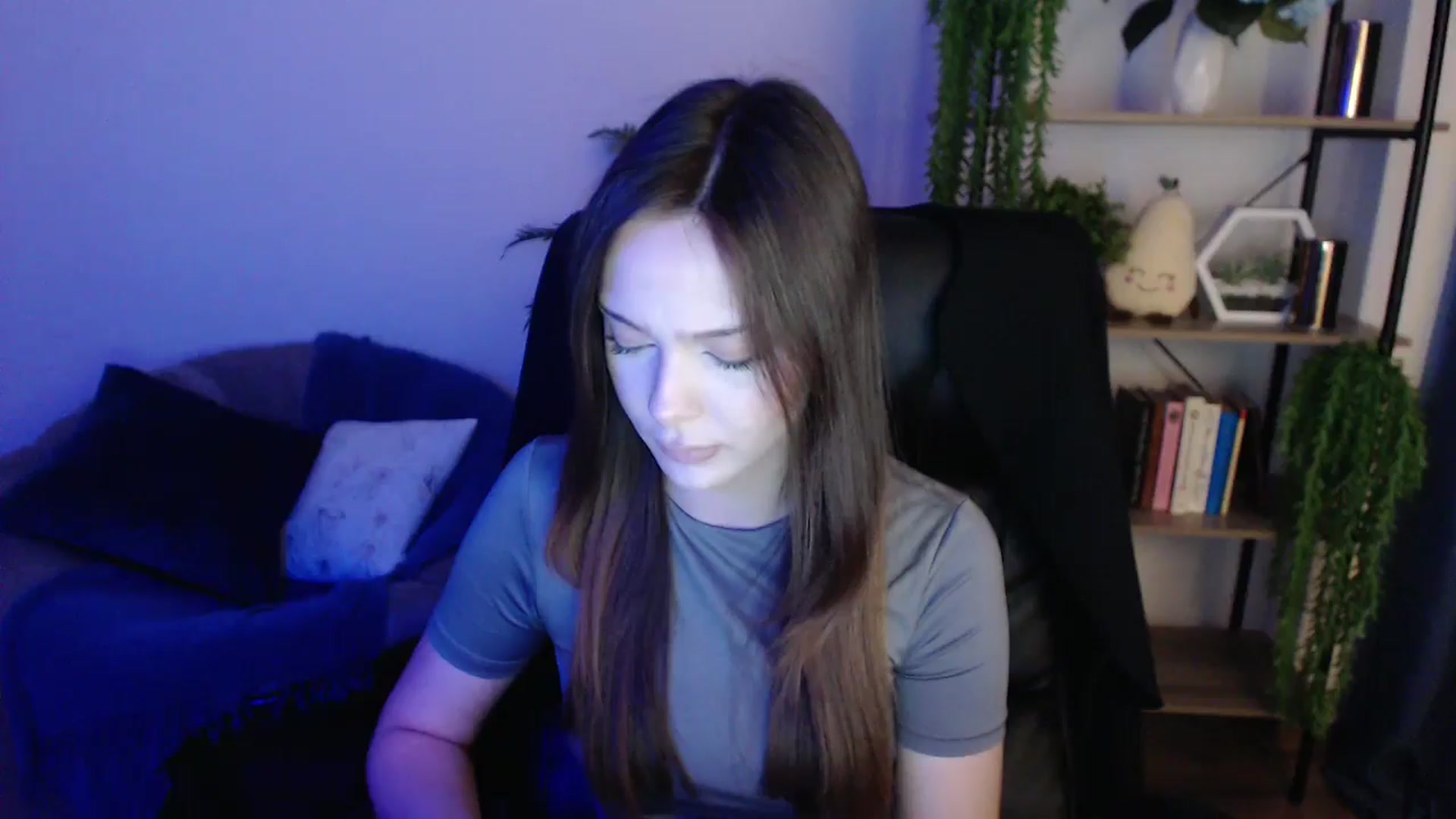 Gallery image thumbnail from KateManelli's myfreecams stream on, 02/04/2025, 14:39 image 10 of 20