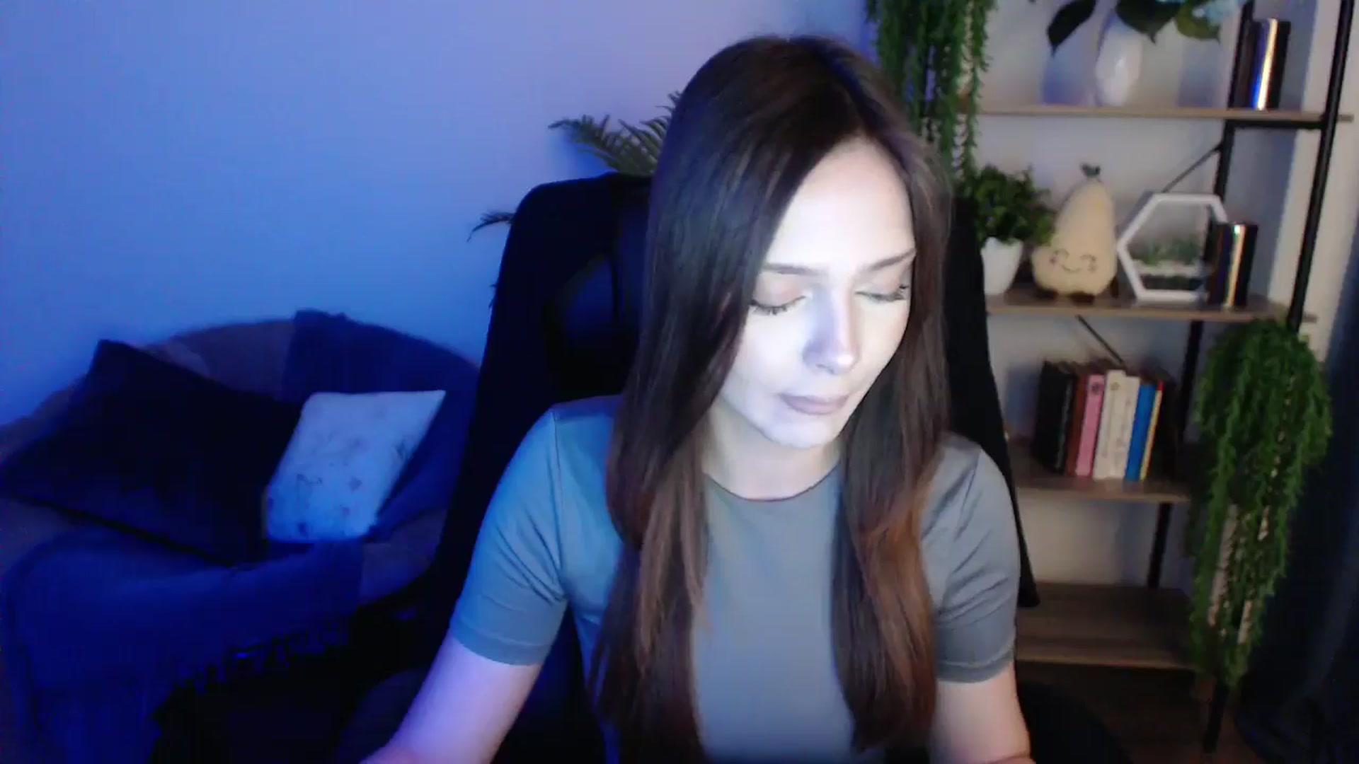 Gallery image thumbnail from KateManelli's myfreecams stream on, 02/04/2025, 14:39 image 5 of 20