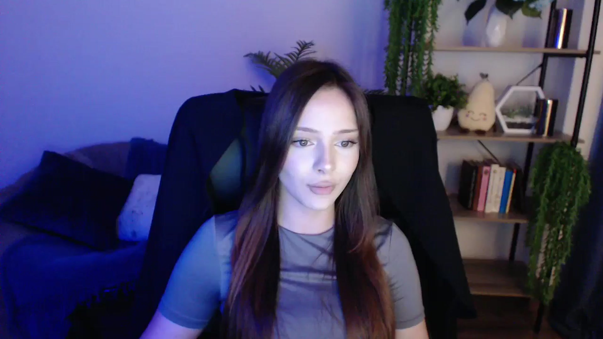 Gallery image thumbnail from KateManelli's myfreecams stream on, 02/04/2025, 14:39 image 17 of 20