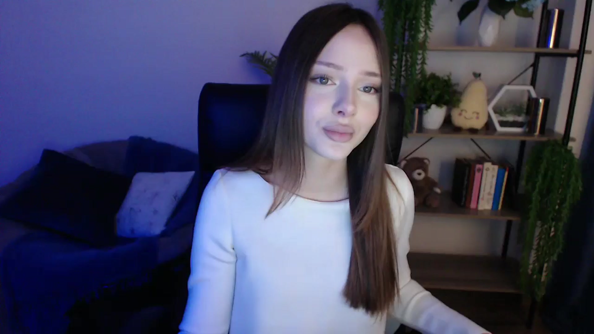 Gallery image thumbnail from KateManelli's myfreecams stream on, 02/05/2025, 09:15 image 11 of 20