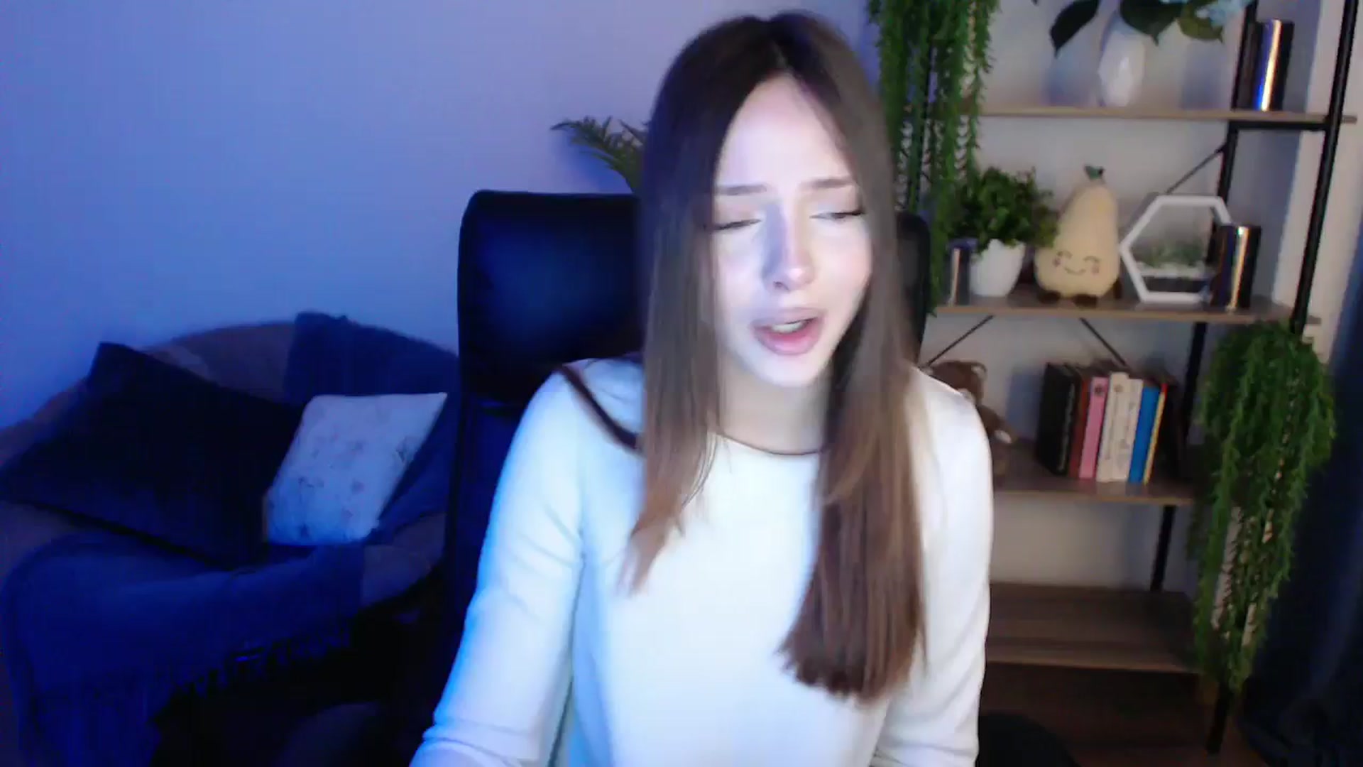Gallery image thumbnail from KateManelli's myfreecams stream on, 02/05/2025, 09:15 image 14 of 20