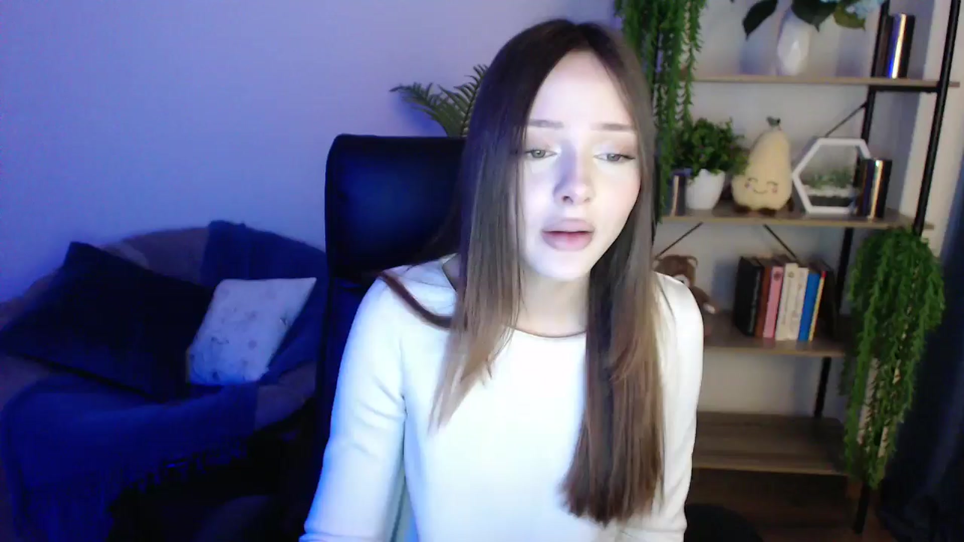 Gallery image thumbnail from KateManelli's myfreecams stream on, 02/05/2025, 09:15 image 13 of 20