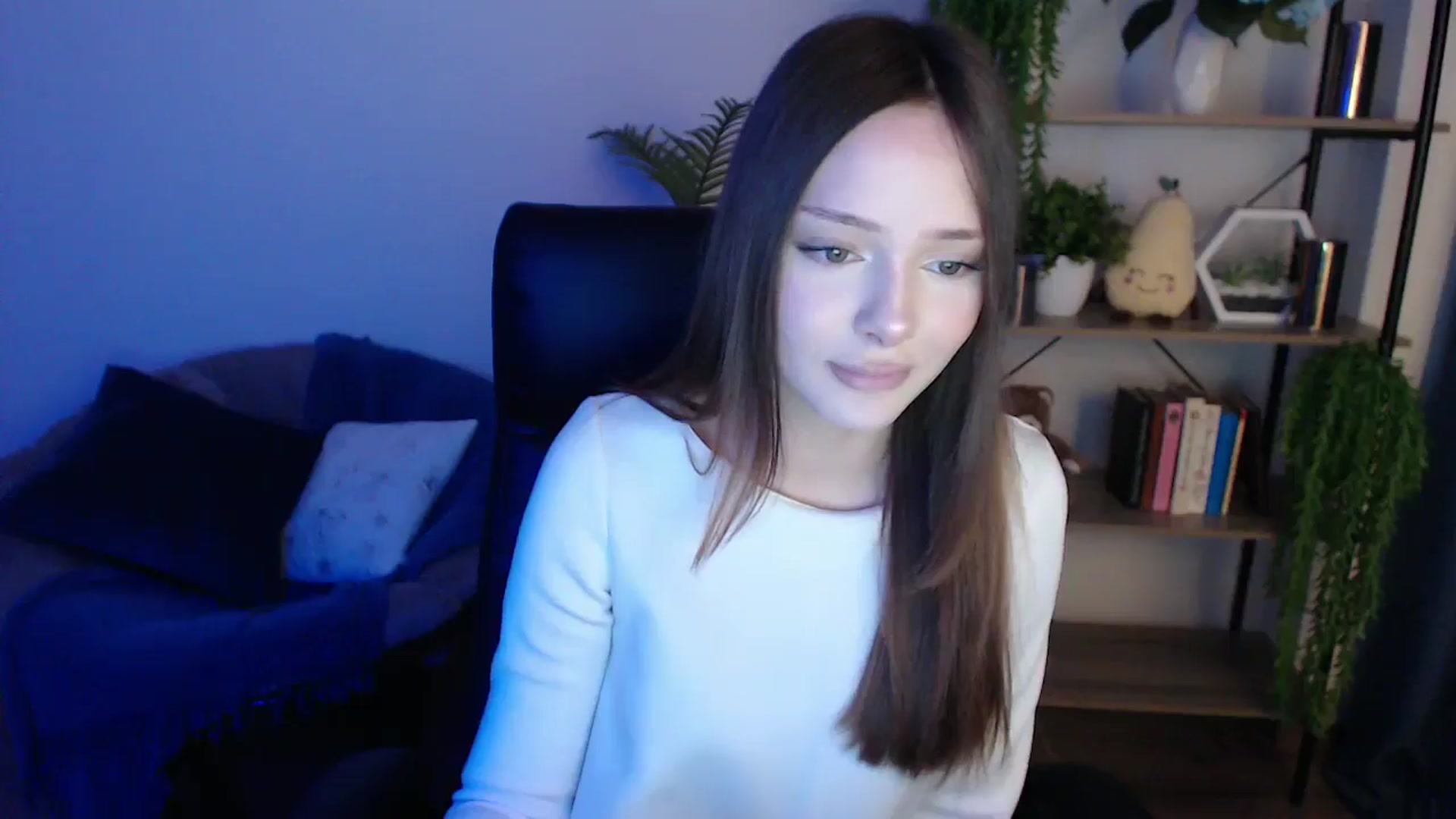 Gallery image thumbnail from KateManelli's myfreecams stream on, 02/05/2025, 09:15 image 15 of 20