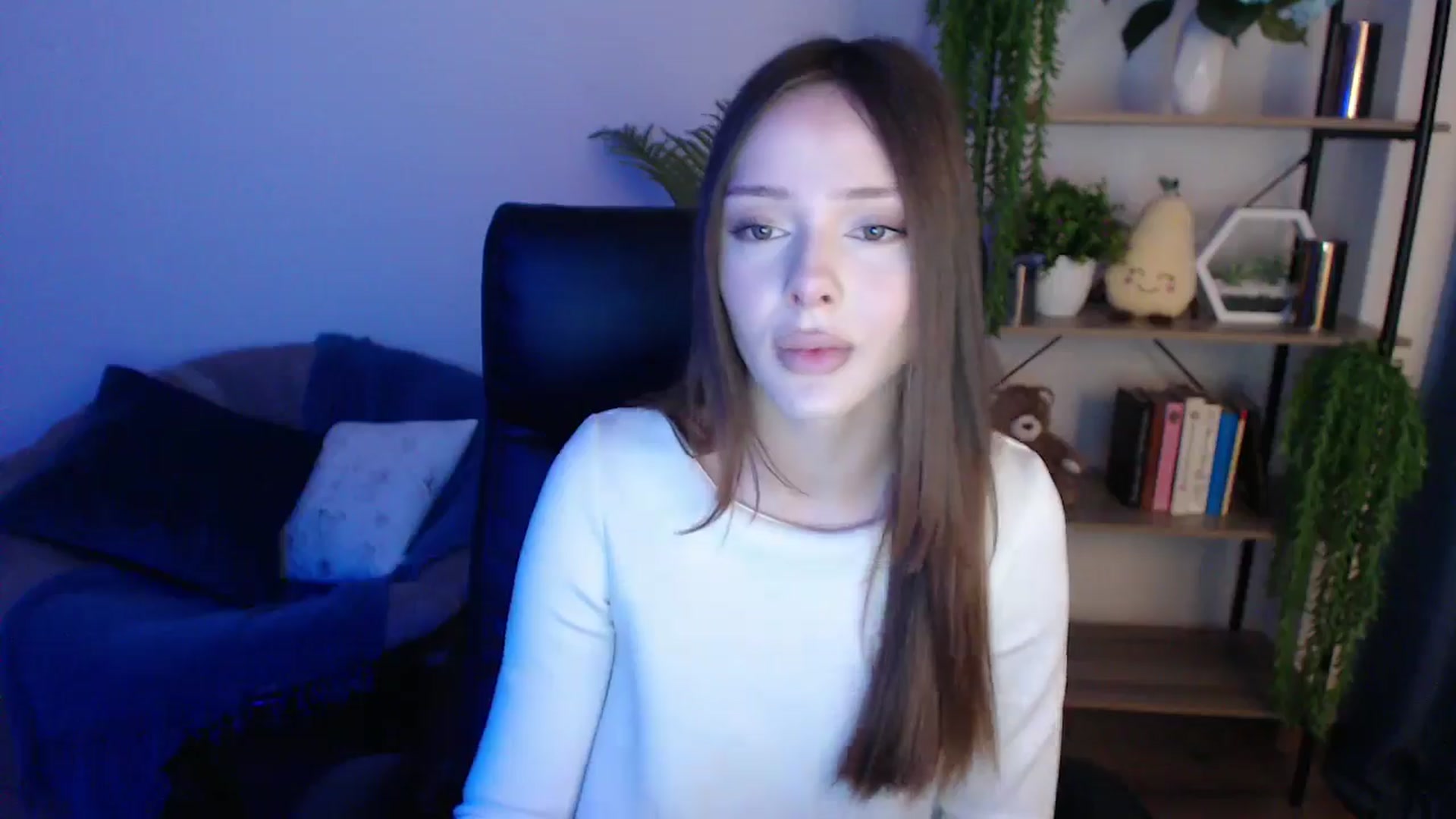 Gallery image thumbnail from KateManelli's myfreecams stream on, 02/05/2025, 09:30 image 12 of 20