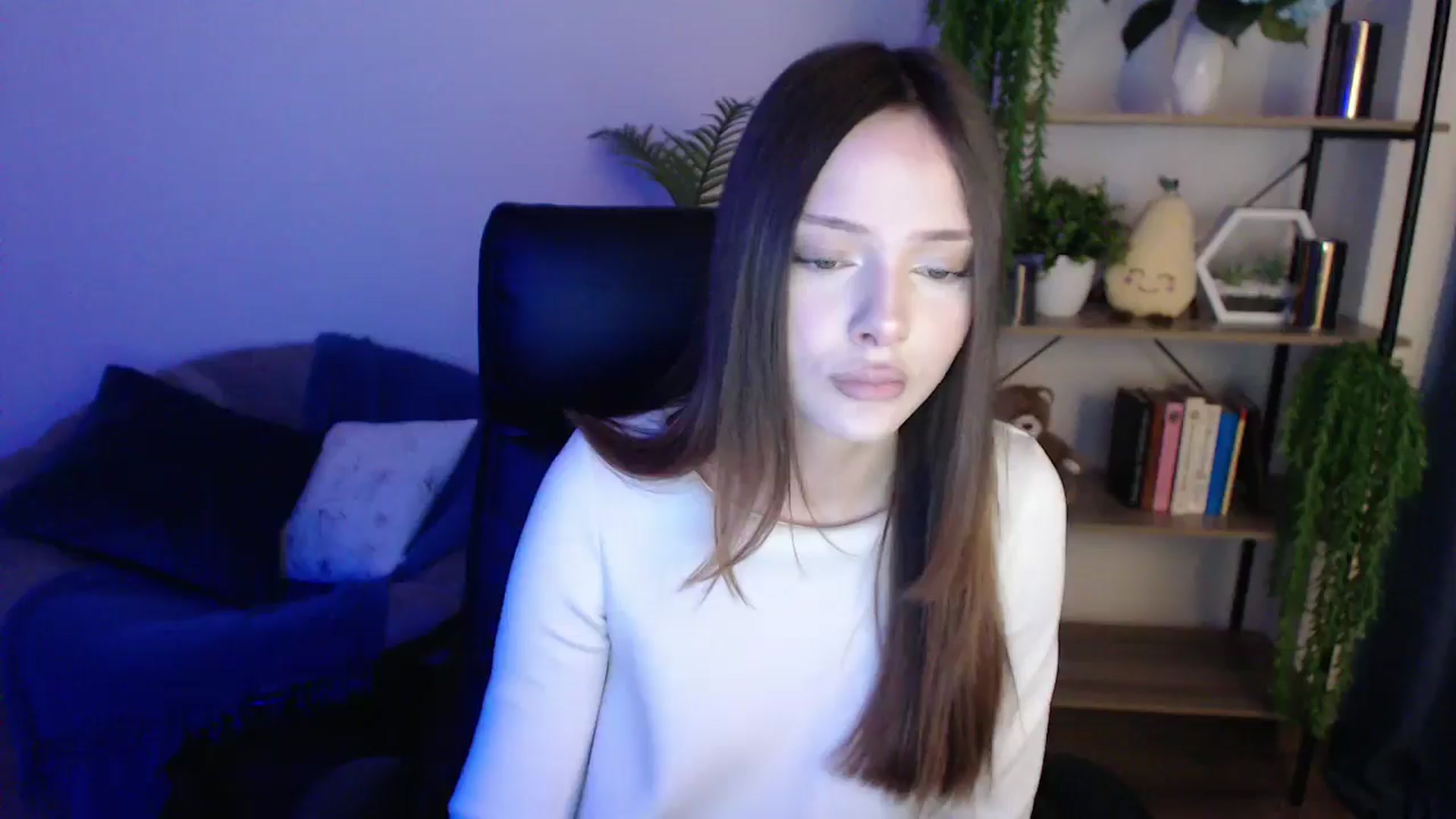 Gallery image thumbnail from KateManelli's myfreecams stream on, 02/05/2025, 09:30 image 4 of 20