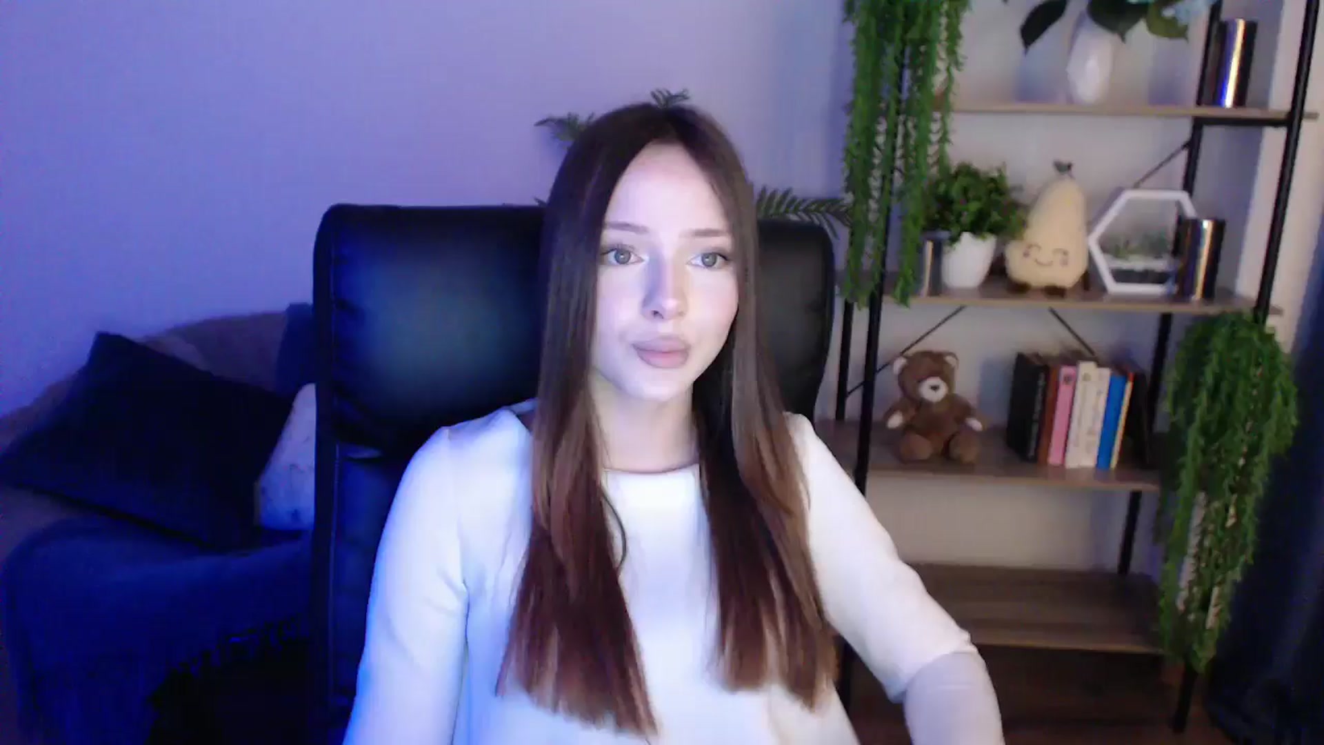 Gallery image thumbnail from KateManelli's myfreecams stream on, 02/05/2025, 09:44 image 6 of 20
