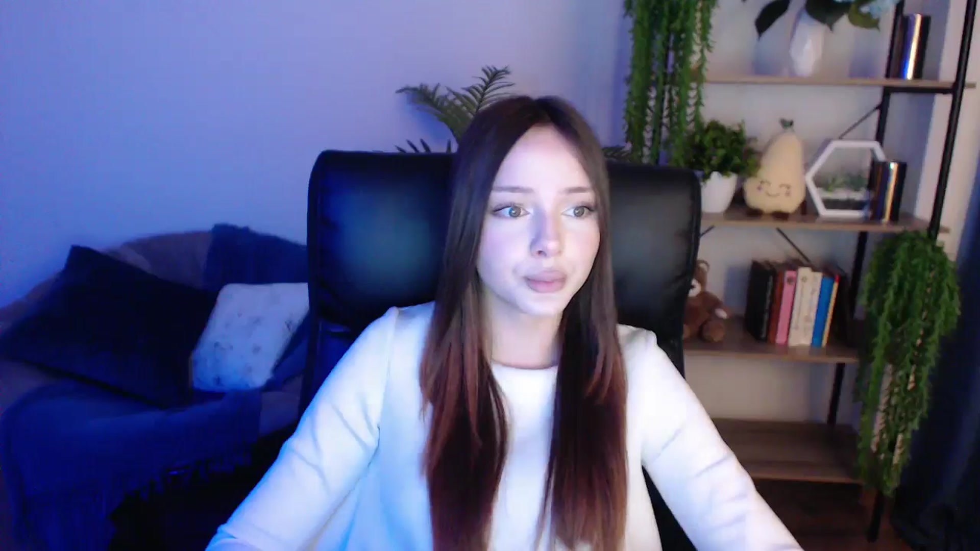 Gallery image thumbnail from KateManelli's myfreecams stream on, 02/05/2025, 10:14 image 2 of 20