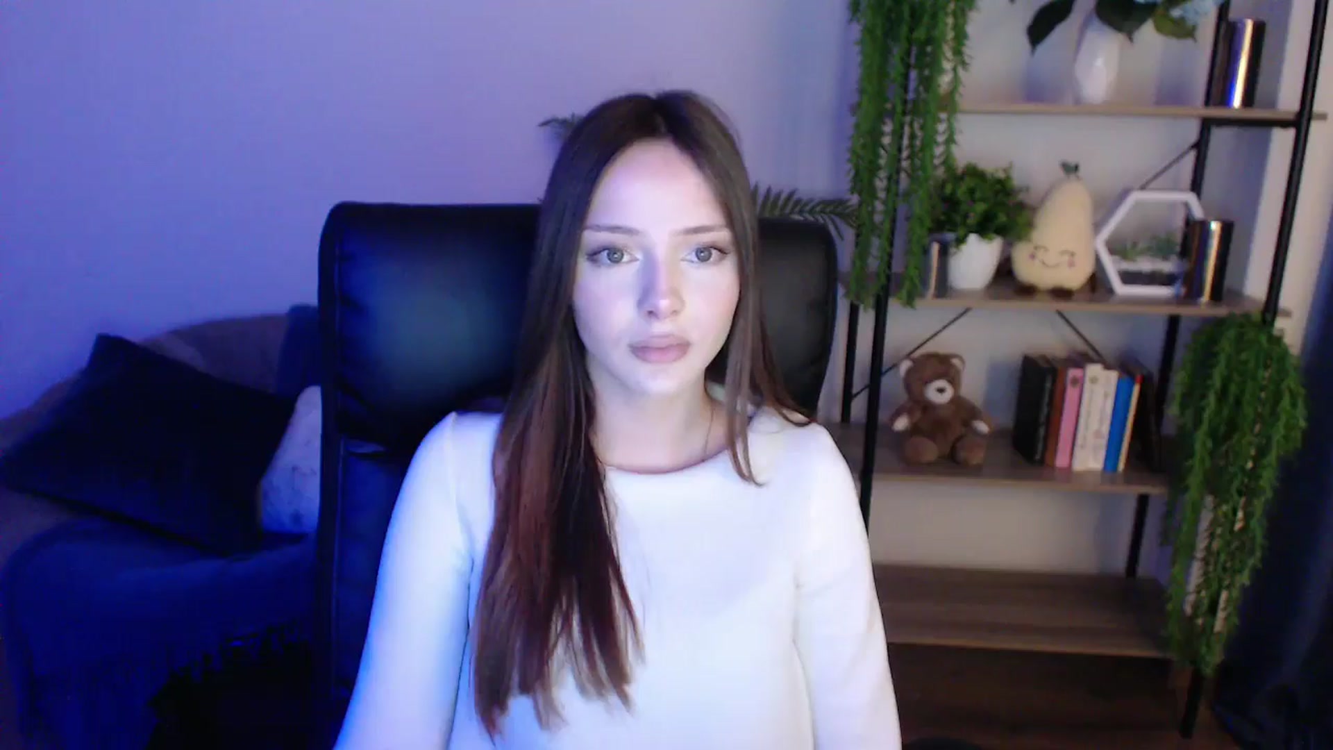 Gallery image thumbnail from KateManelli's myfreecams stream on, 02/05/2025, 10:14 image 5 of 20