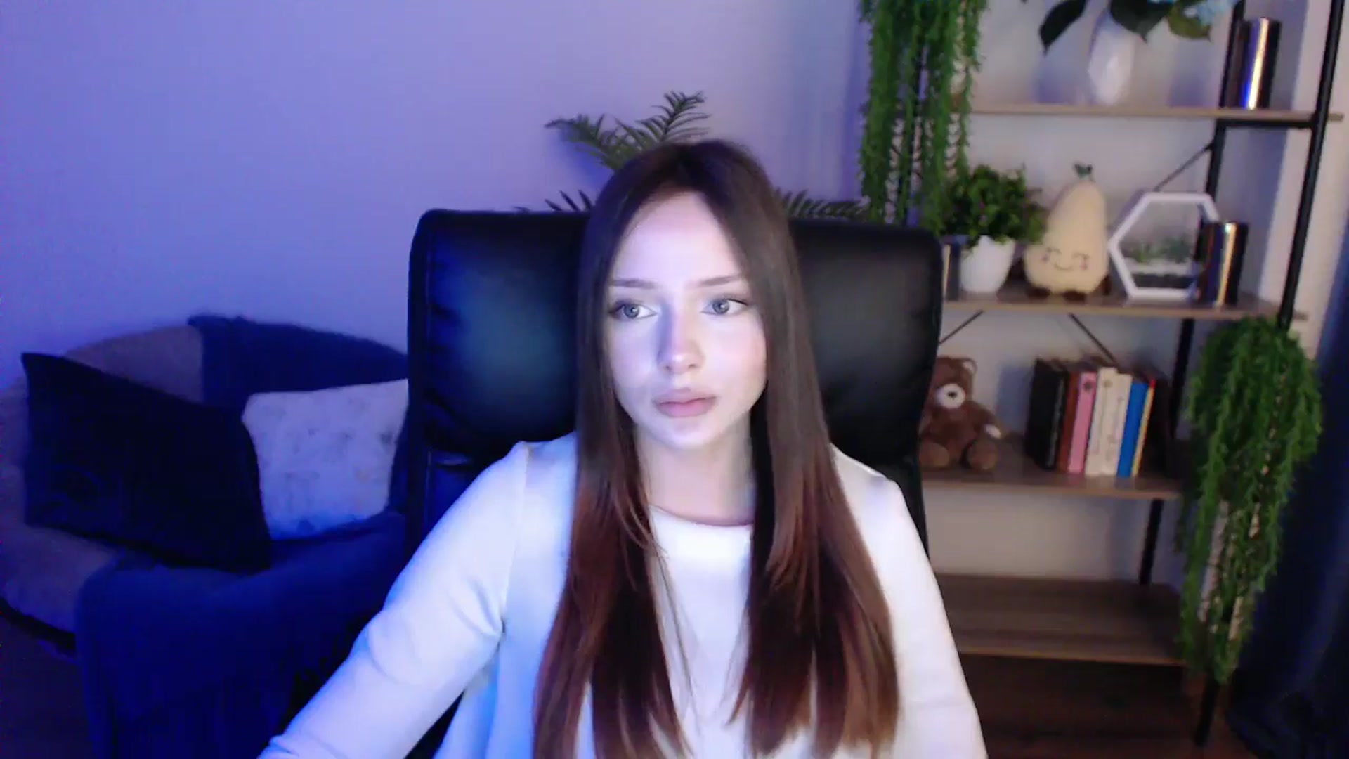 Gallery image thumbnail from KateManelli's myfreecams stream on, 02/05/2025, 13:33 image 3 of 20