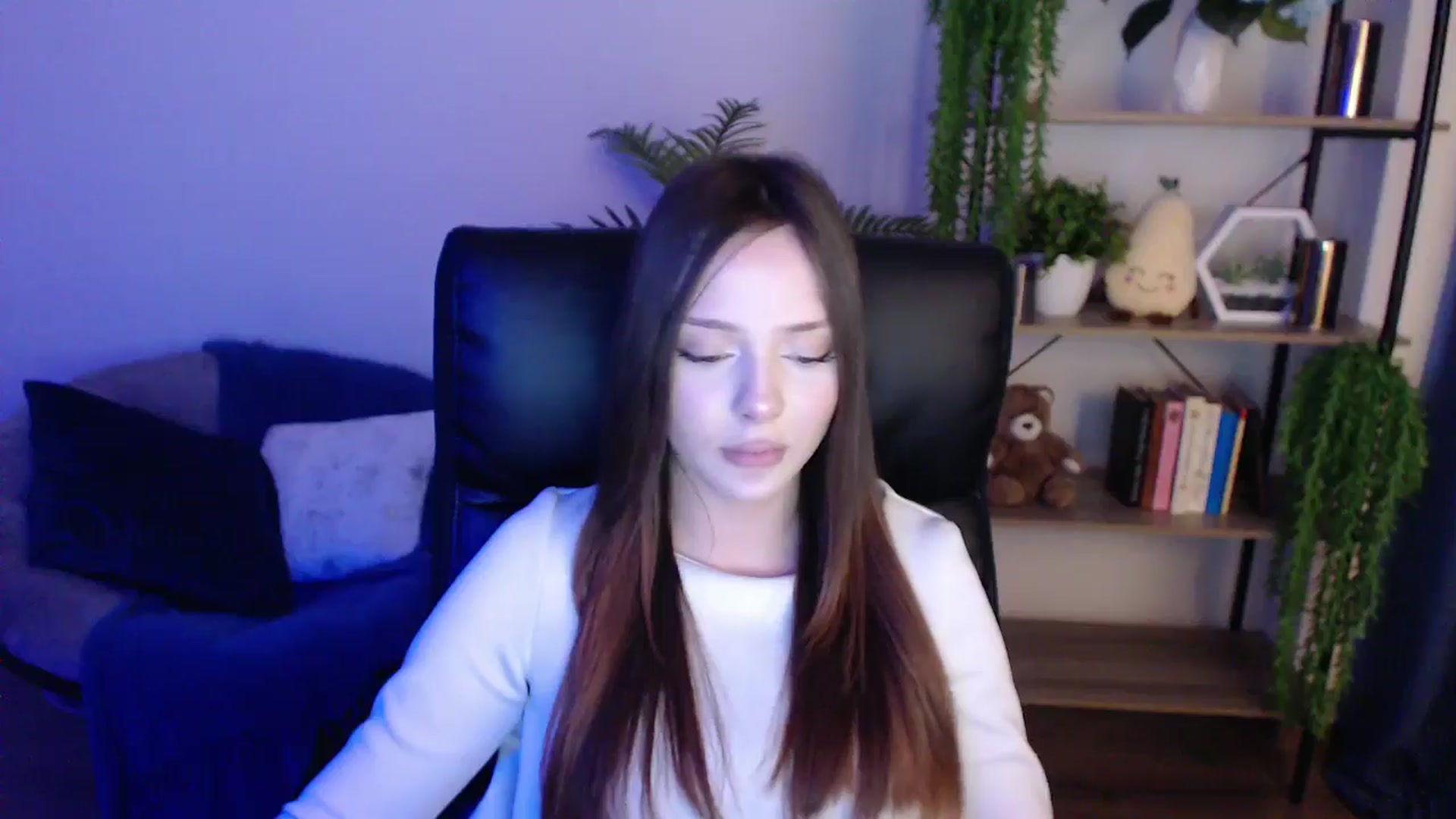 Gallery image thumbnail from KateManelli's myfreecams stream on, 02/05/2025, 13:33 image 4 of 20
