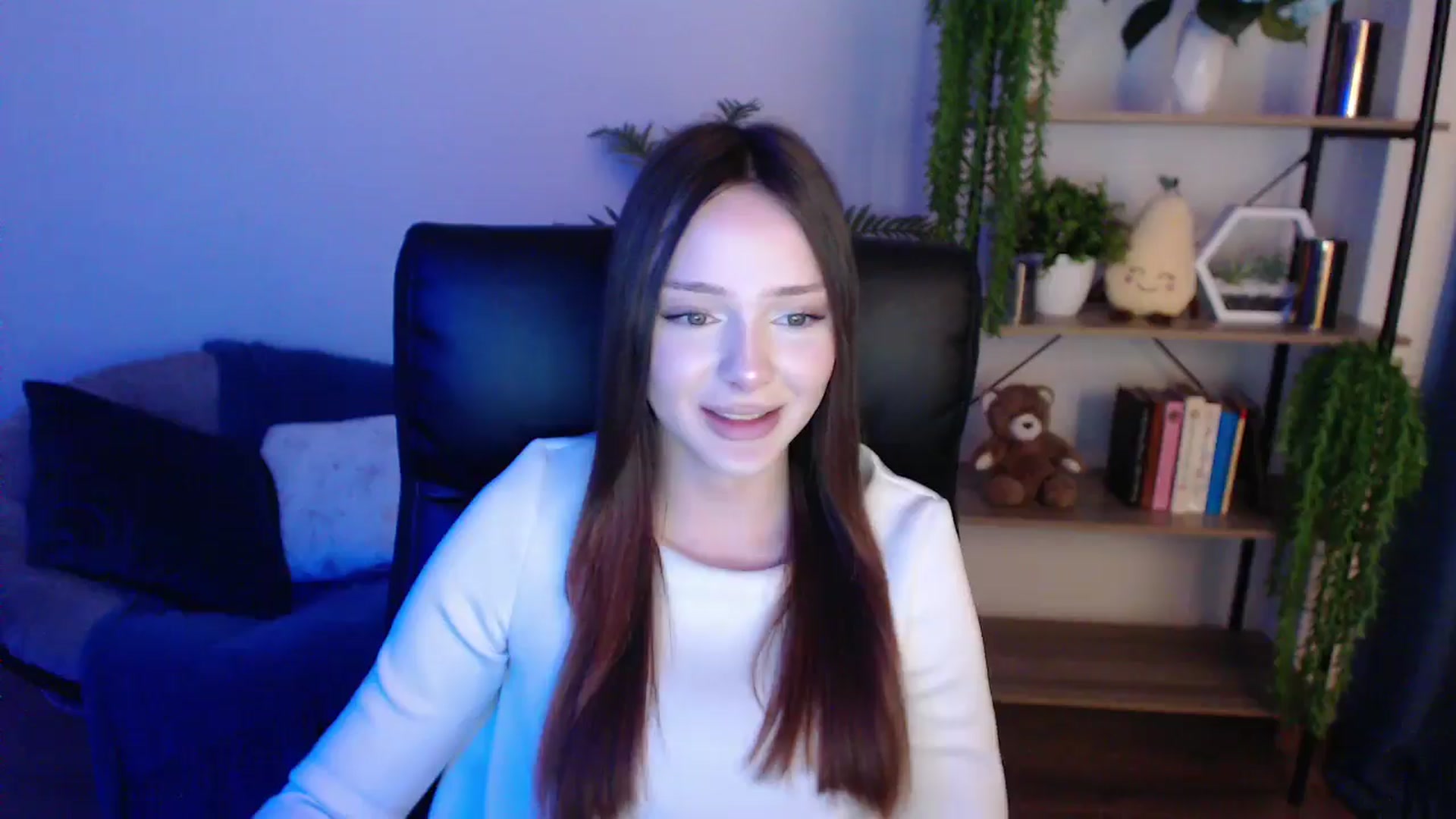 Gallery image thumbnail from KateManelli's myfreecams stream on, 02/05/2025, 13:33 image 20 of 20