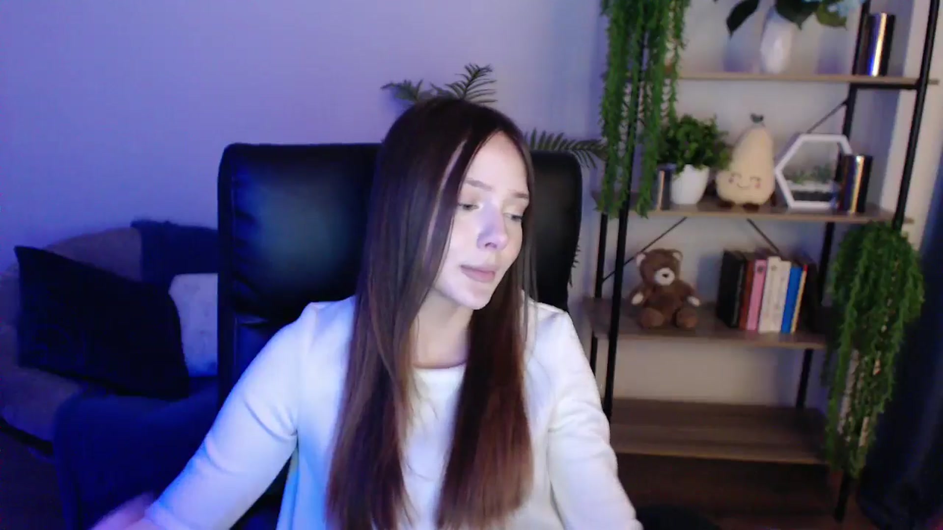 Gallery image thumbnail from KateManelli's myfreecams stream on, 02/05/2025, 13:33 image 19 of 20