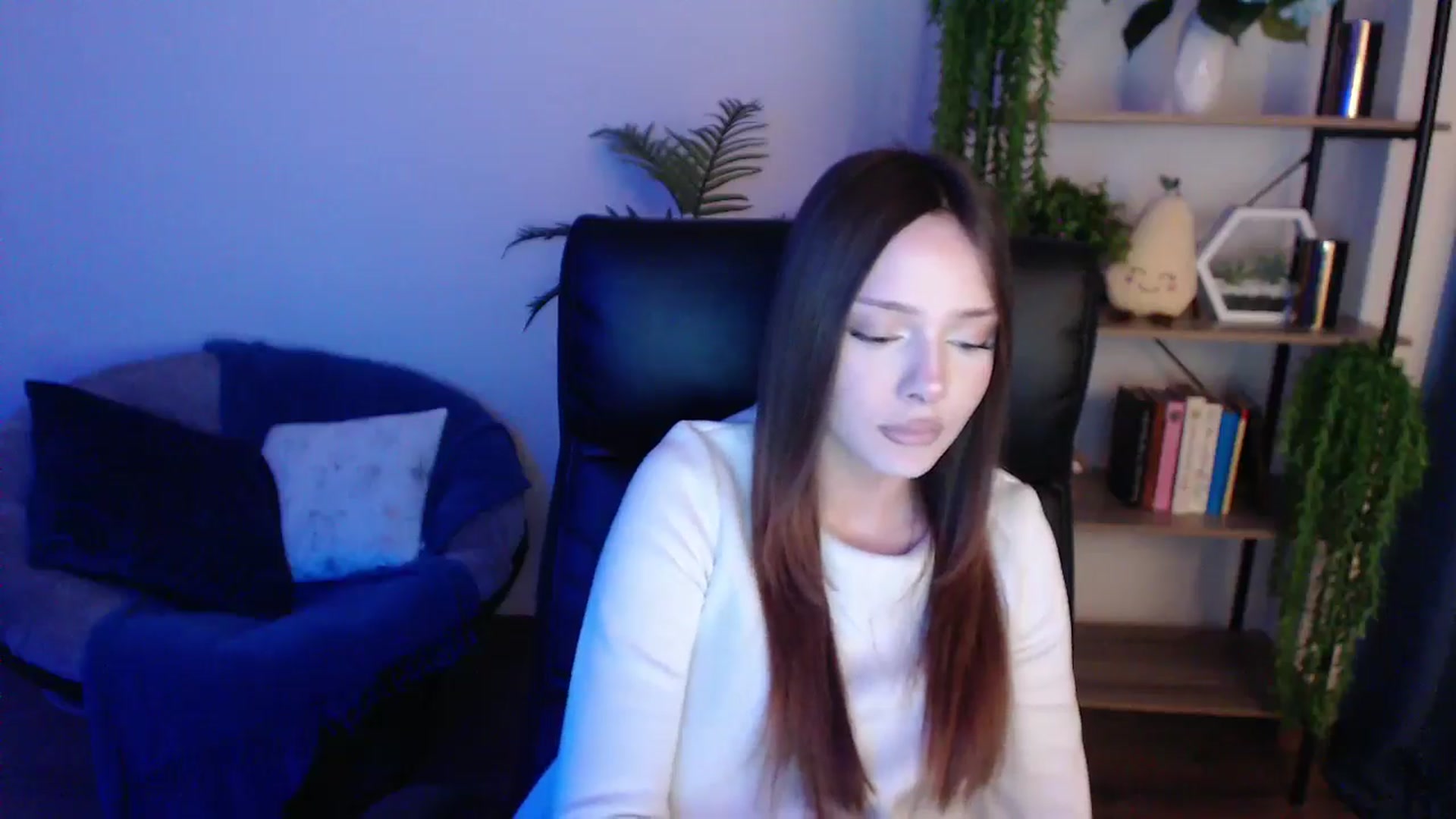 Gallery image thumbnail from KateManelli's myfreecams stream on, 02/05/2025, 14:46 image 16 of 20