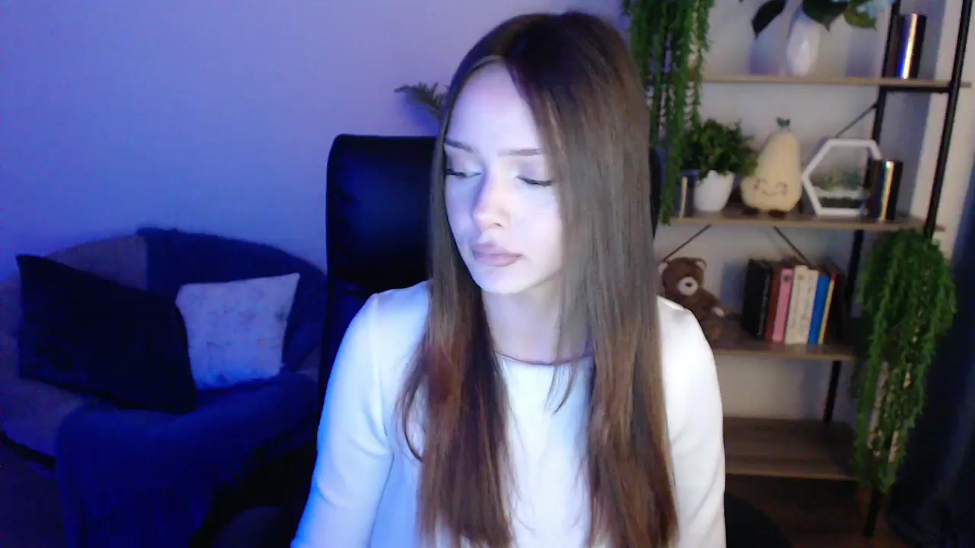 Gallery image thumbnail from KateManelli's myfreecams stream on, 02/05/2025, 14:46 image 20 of 20