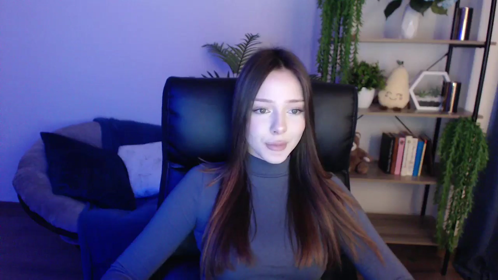 Gallery image thumbnail from KateManelli's myfreecams stream on, 02/07/2025, 09:46 image 12 of 20
