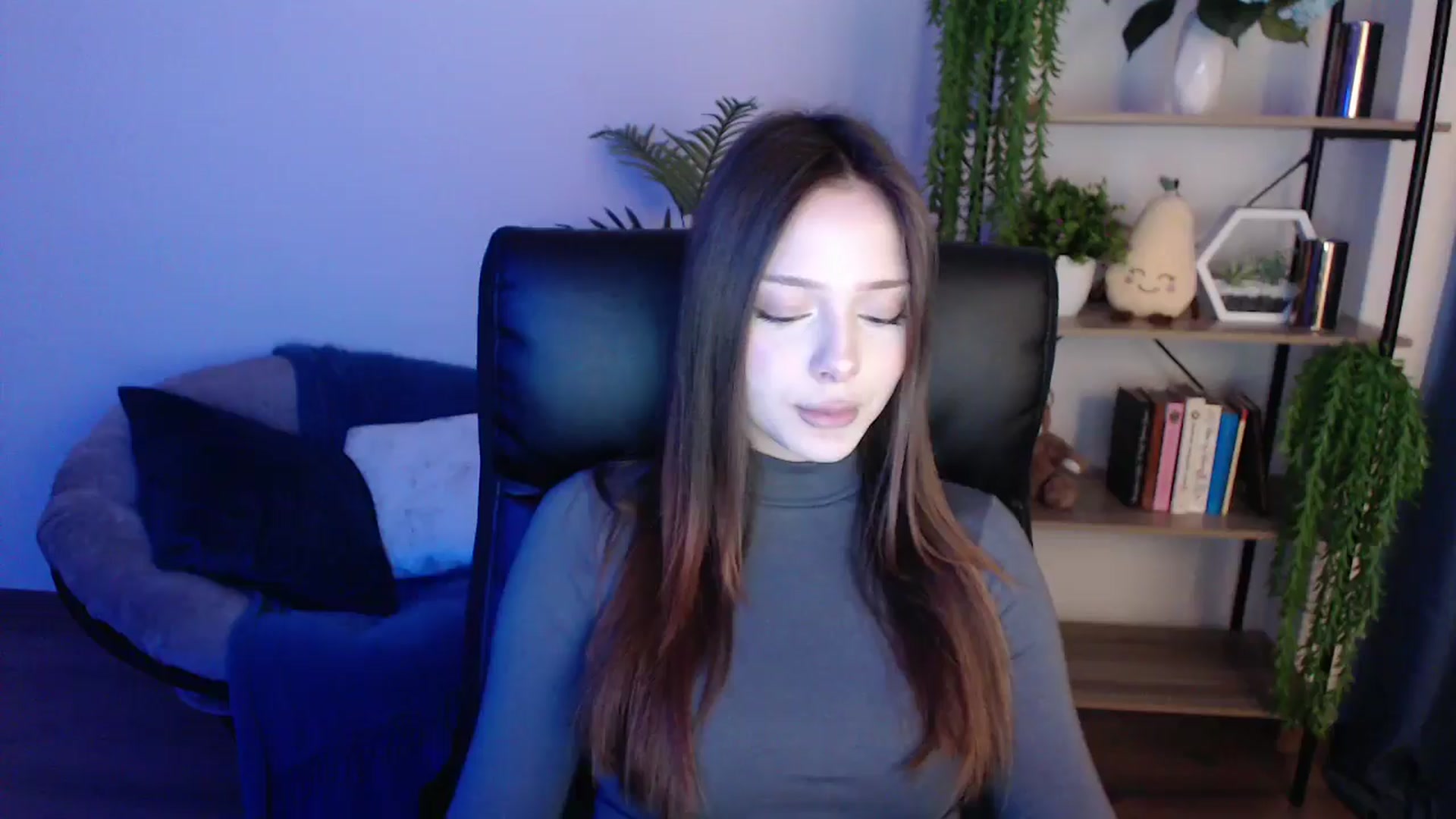 Gallery image thumbnail from KateManelli's myfreecams stream on, 02/07/2025, 09:46 image 1 of 20